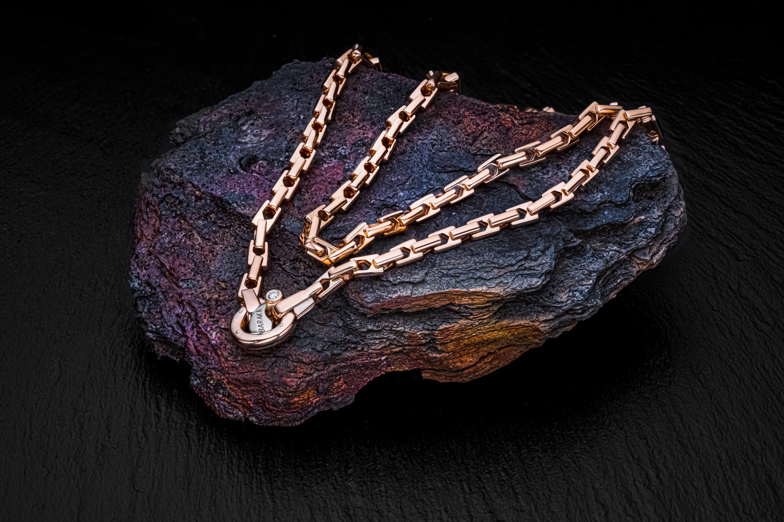 Рекламная эксклюзивная предметная фотосъёмка ювелирных изделий в Москве  тел +7 966-003-13-07. Высококачественная профессиональная рекламная фотосъёмка ювелирных украшений, драгоценных камней в Москве. Обучение, консультация