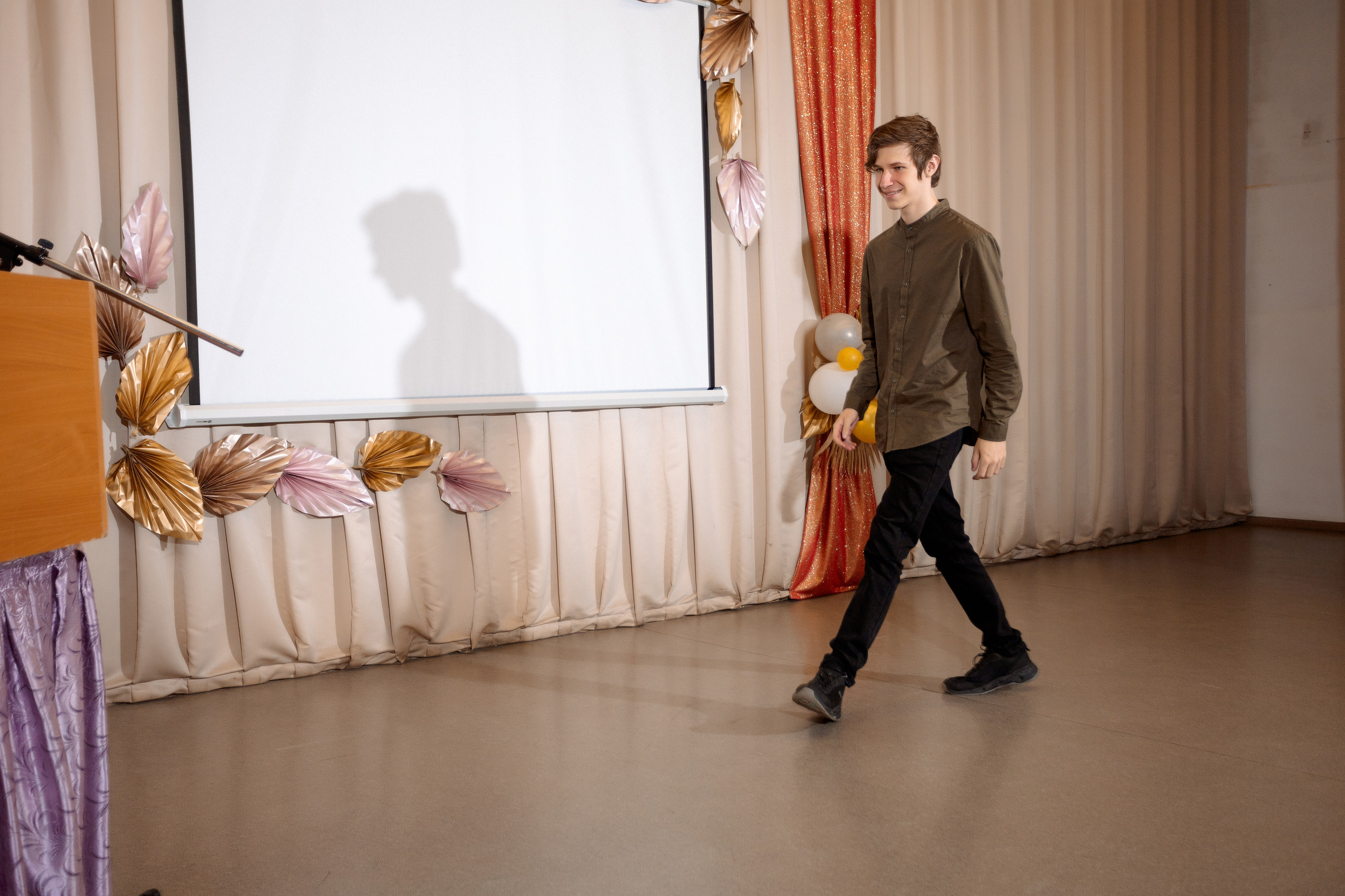 ВРУЧЕНИЕ АТТЕСТАТОВ: Пример. Все фото. Профессиональный фотограф в Ижевске Леша Петров