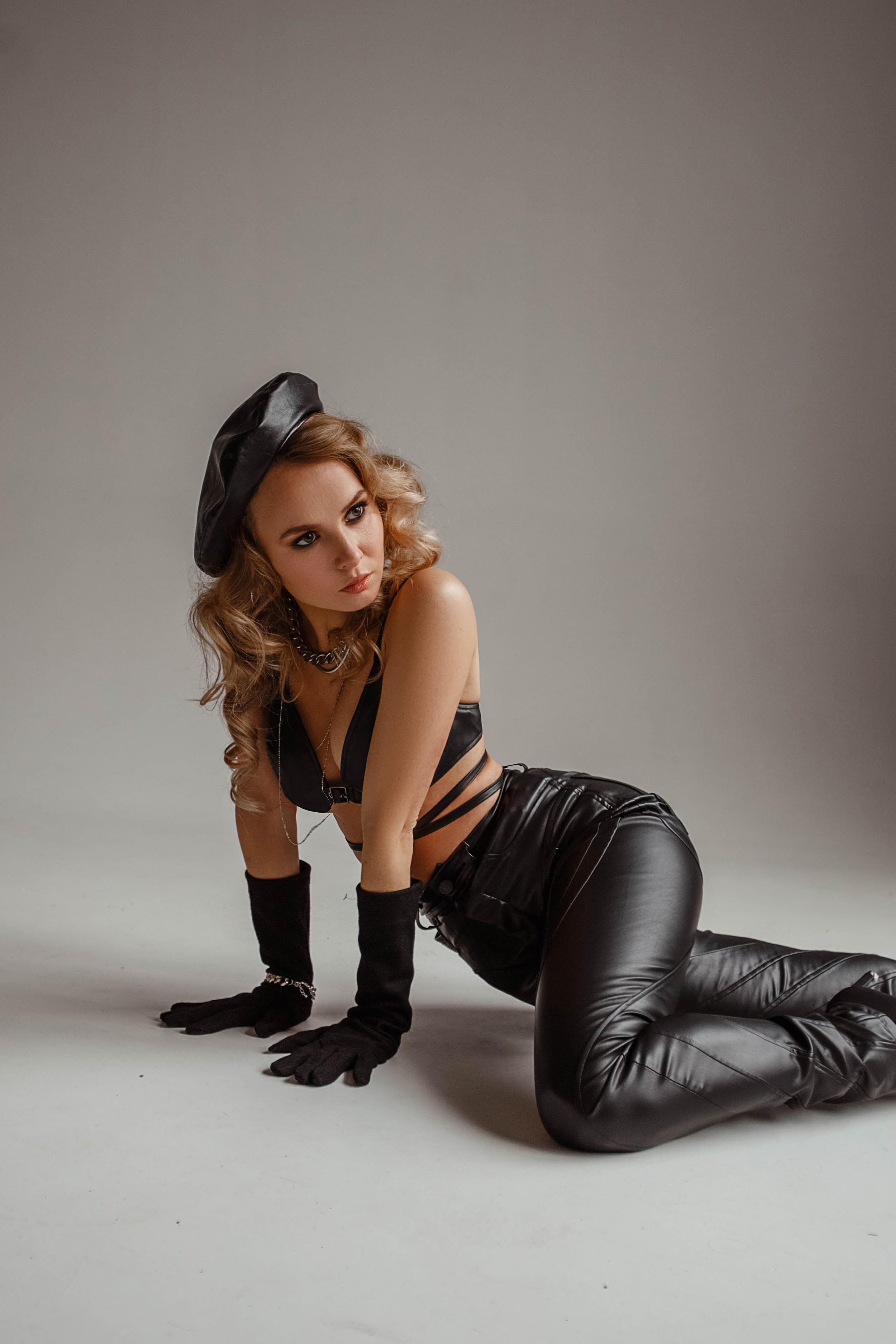 Екатерина К. Фото и видео продакшн в Москве — съемка для брендов и маркетплейсов