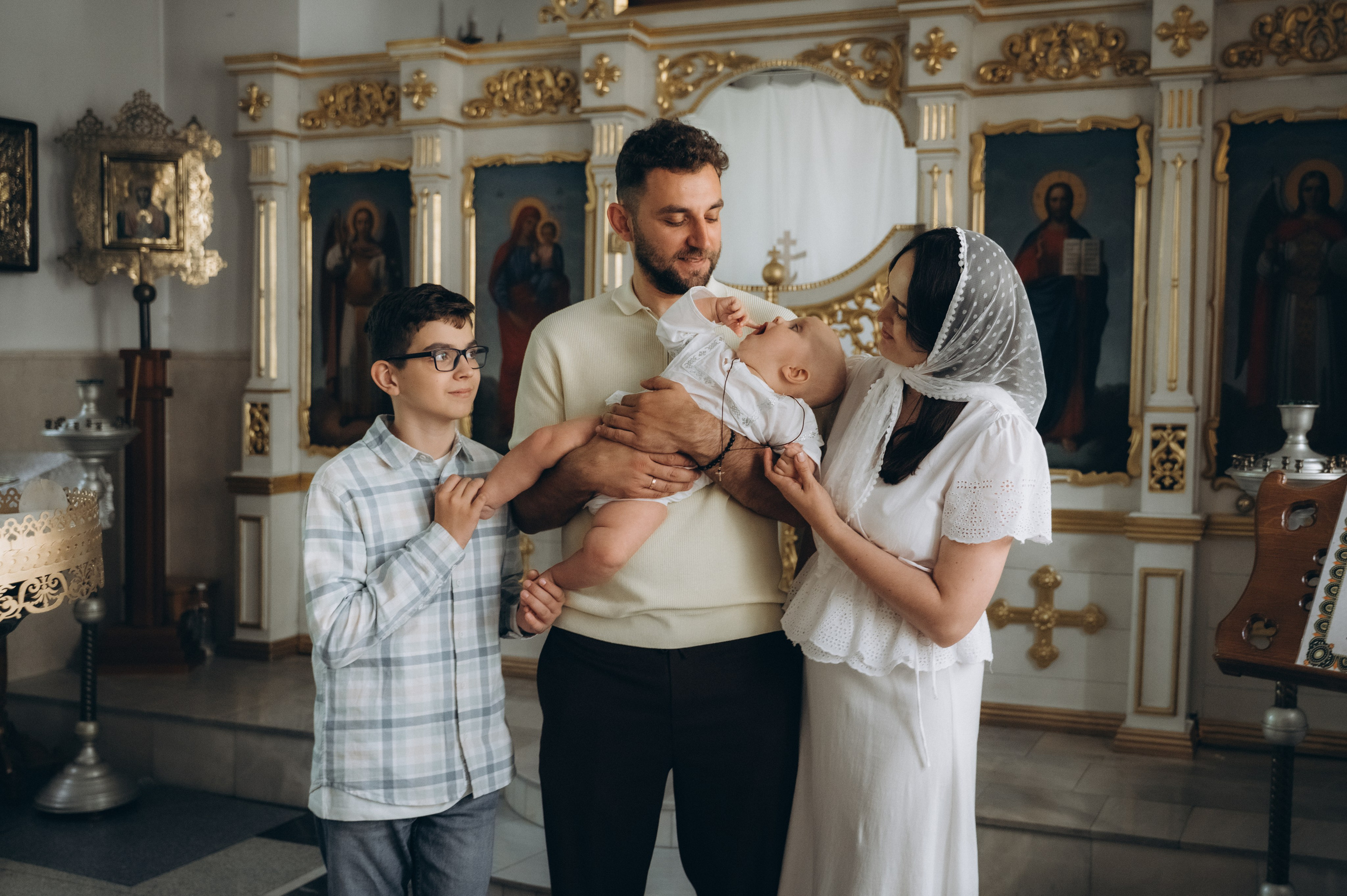 Крещение Мии и Льва. Семейный фотограф в Минске Дарья Дреко