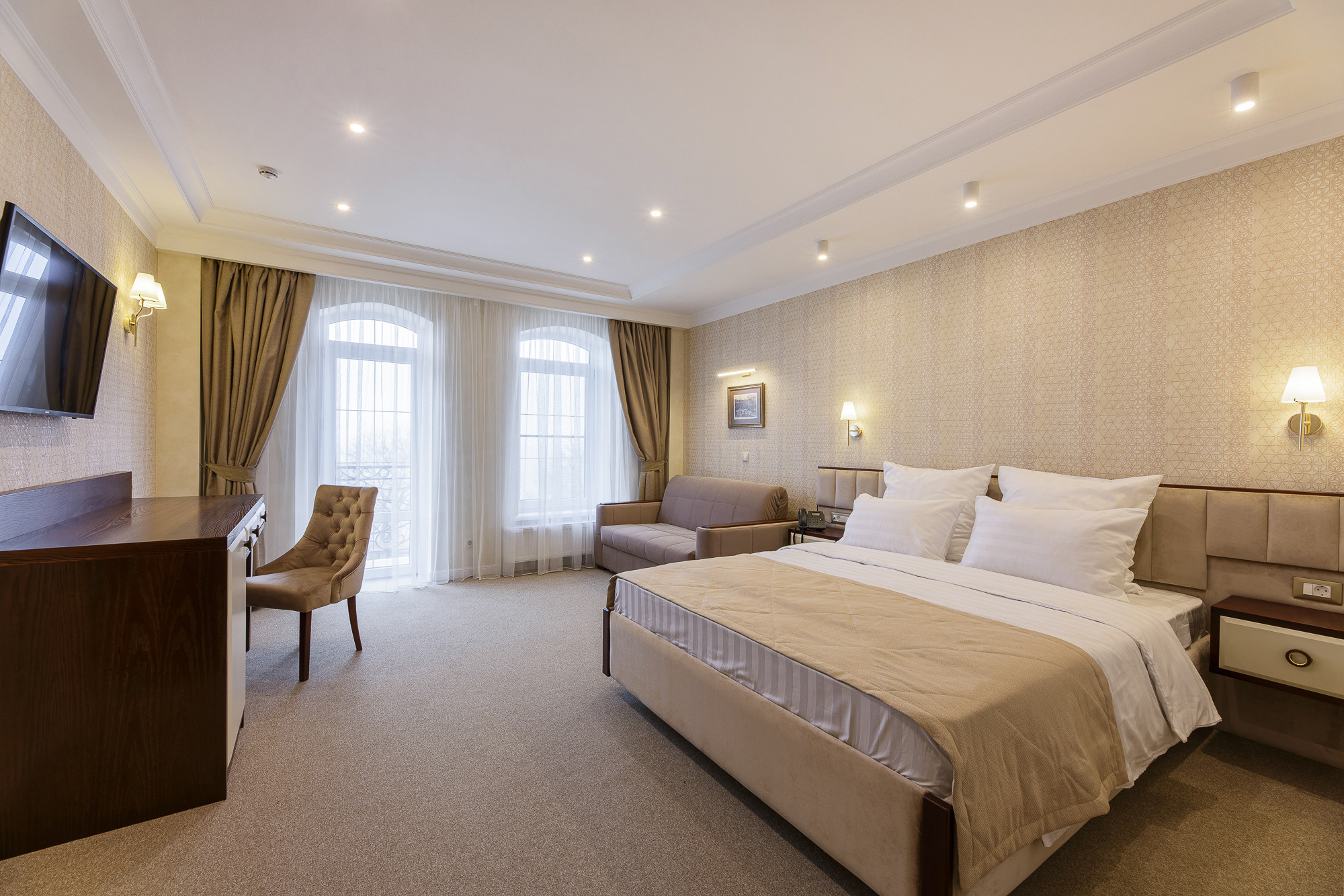 Renatphoto-Профессиональная  фотосъёмка интерьеров для отелей и апартаментов. Профессиональная фотосъёмка интерьеров, предметная фотосессия еды для меню г. Анапа