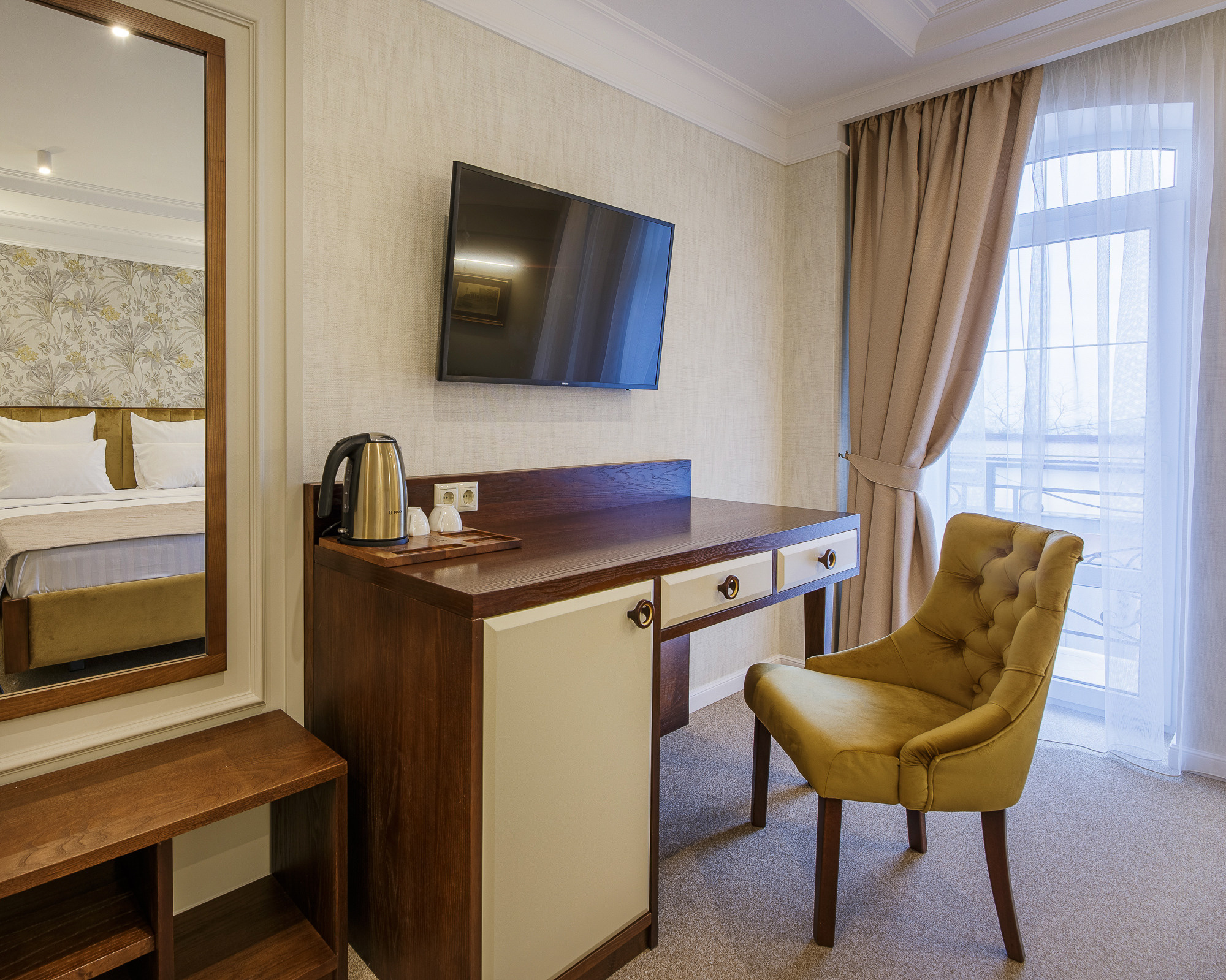 Renatphoto-Профессиональная  фотосъёмка интерьеров для отелей и апартаментов. Профессиональная фотосъёмка интерьеров, предметная фотосессия еды для меню г. Анапа