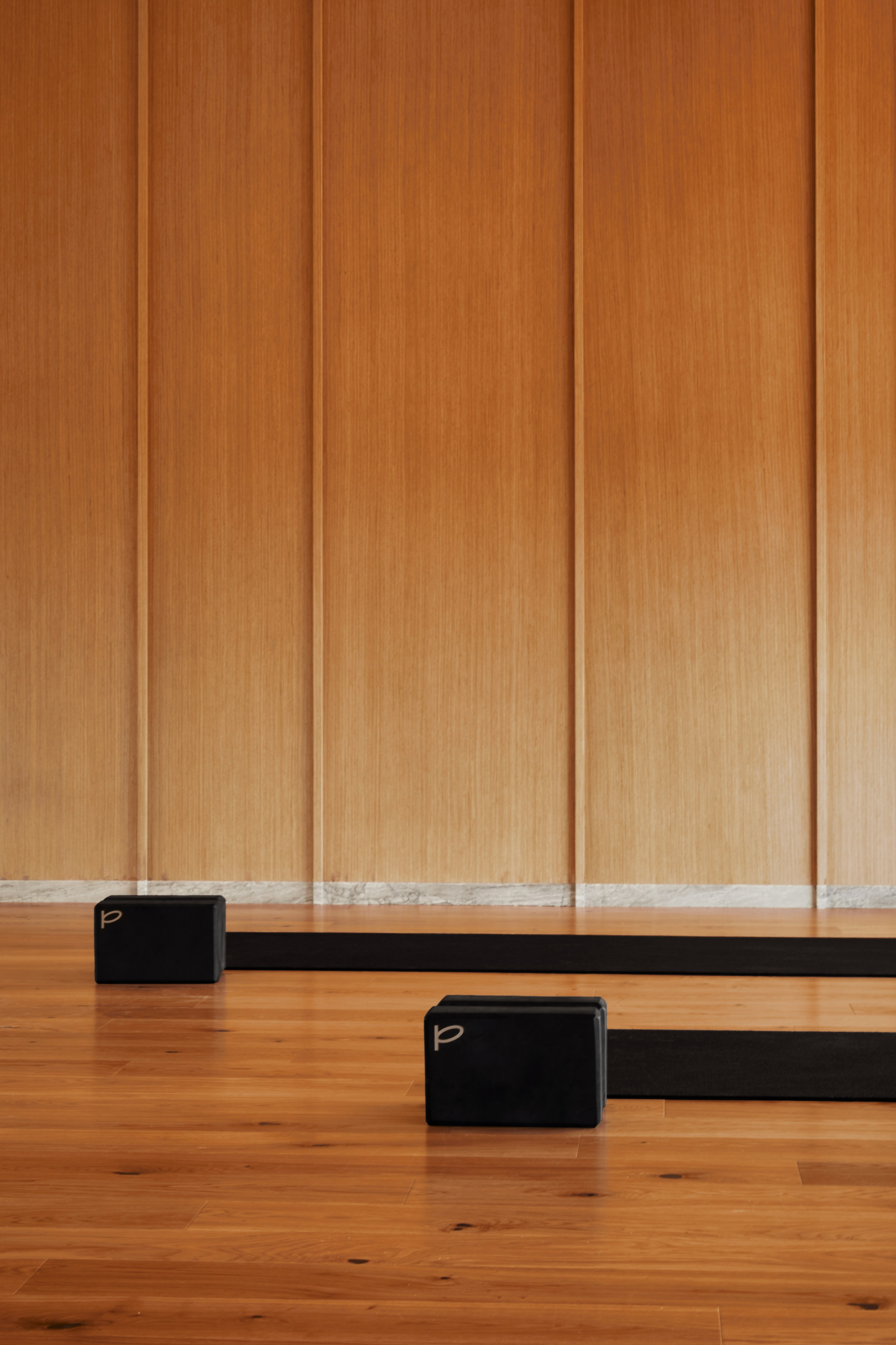 Интерьер йога студии. SHONGIN SERGEI