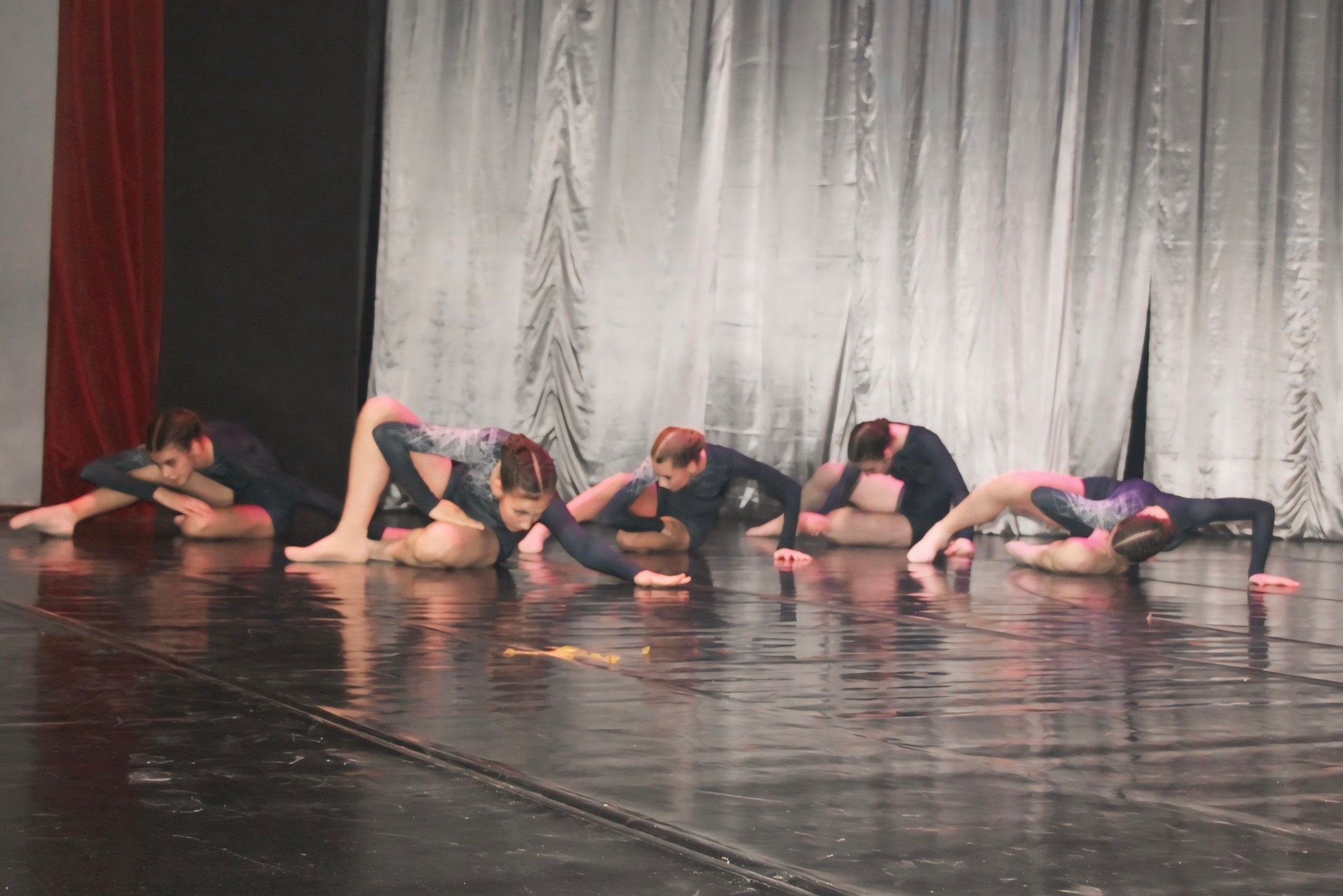 26 апреля, г. Астрахань. Золотое яблочко