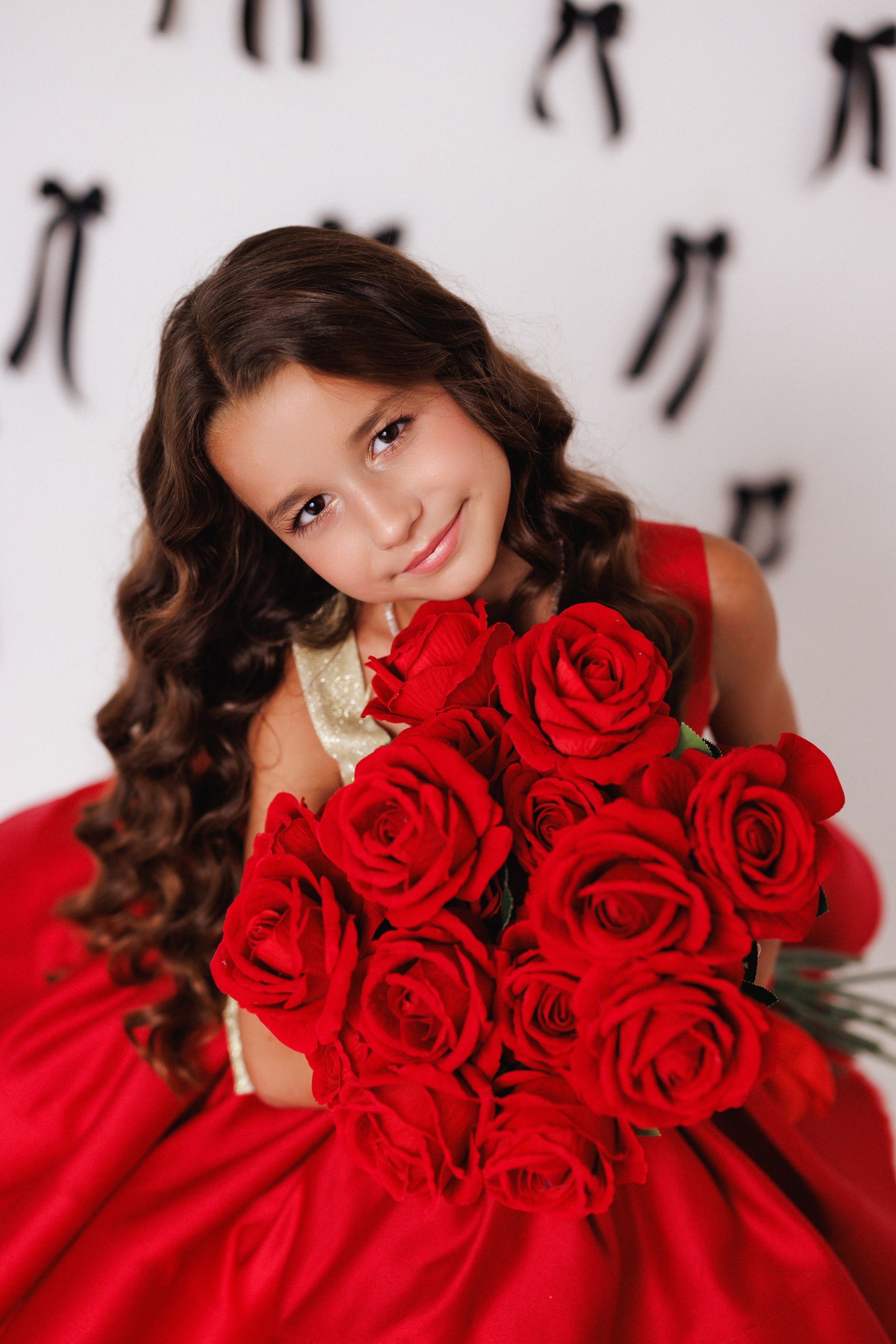 Детская фотосессия к Дню рождения для девочек, фотостудия «Антураж». Семейный и детский фотограф в Краснодаре Анна Трашкова