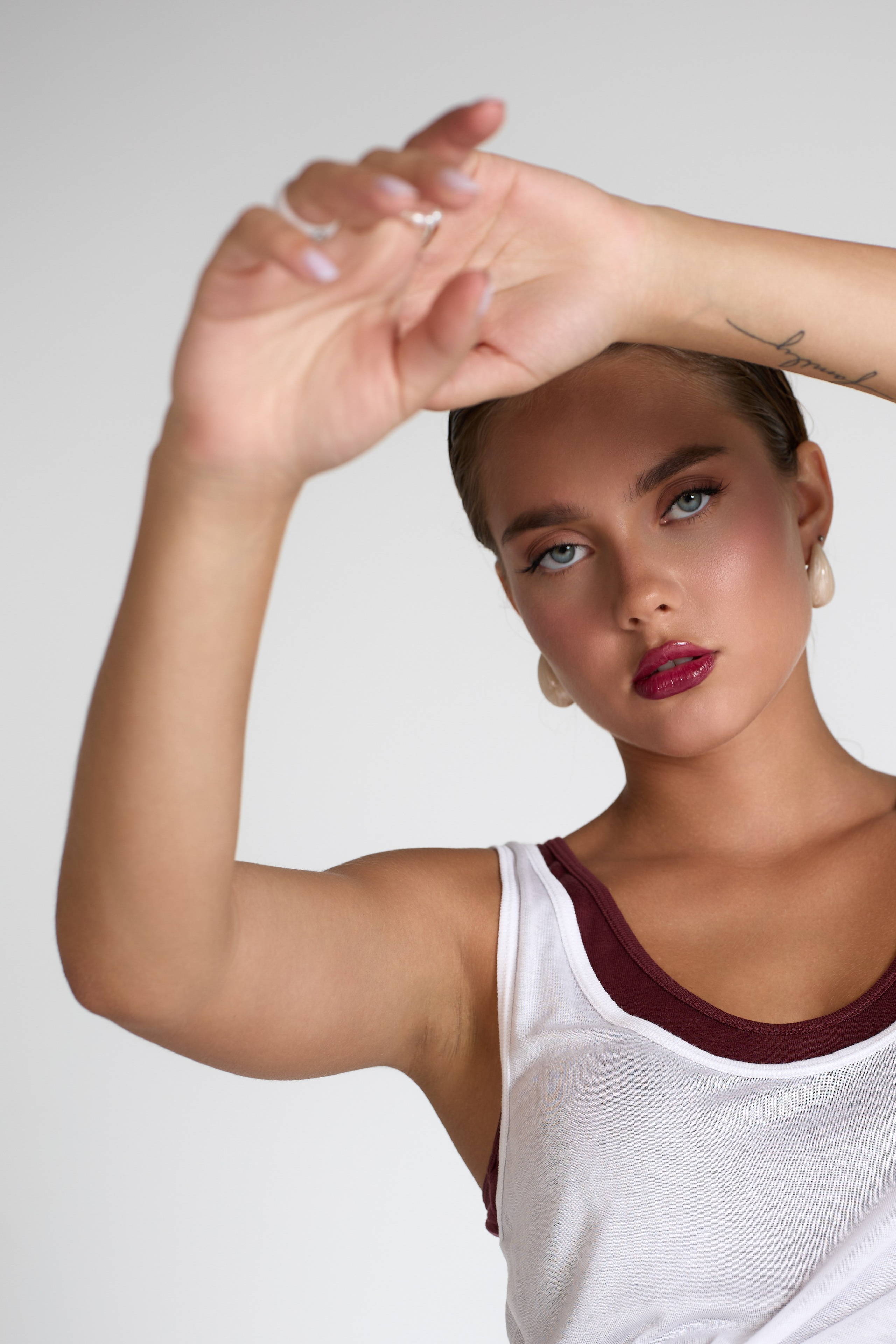 Вита Овчинникова. Фотограф в Новосибирске. Снимаю женские портреты, контент для блогеров и брендов