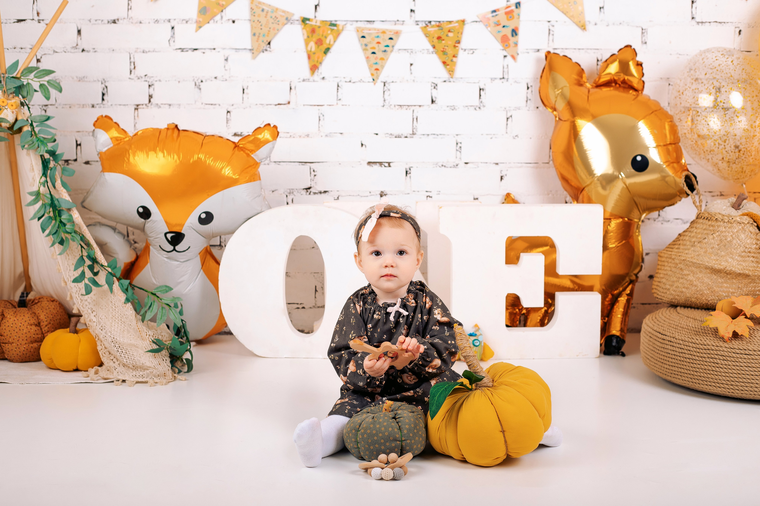 Фотосессия первый тортик для девочки. Семейный фотограф Анна Скворцова