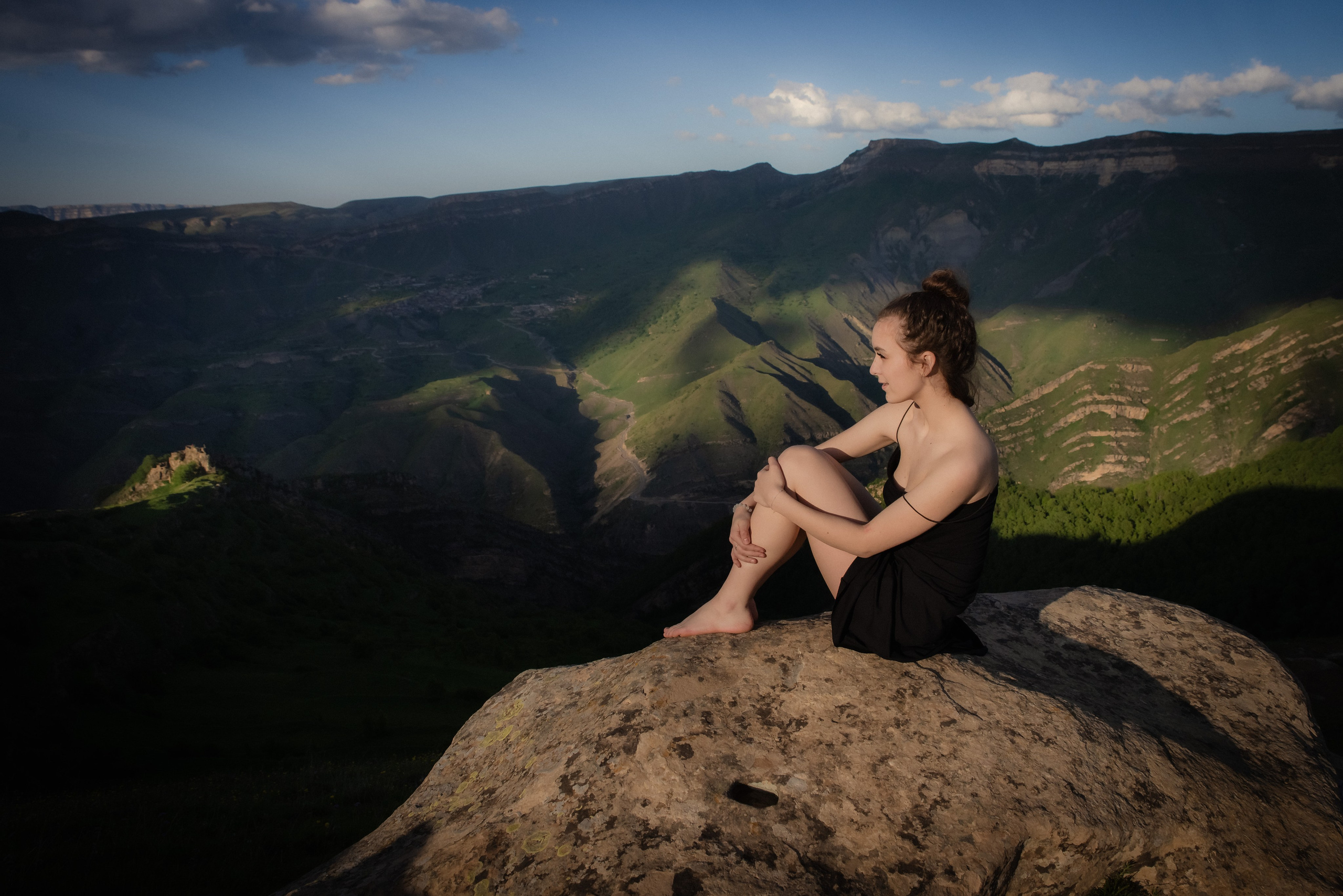 На вершине горы на 4.5. км выше к облакам. Фотограф Крещение Венчание Москва