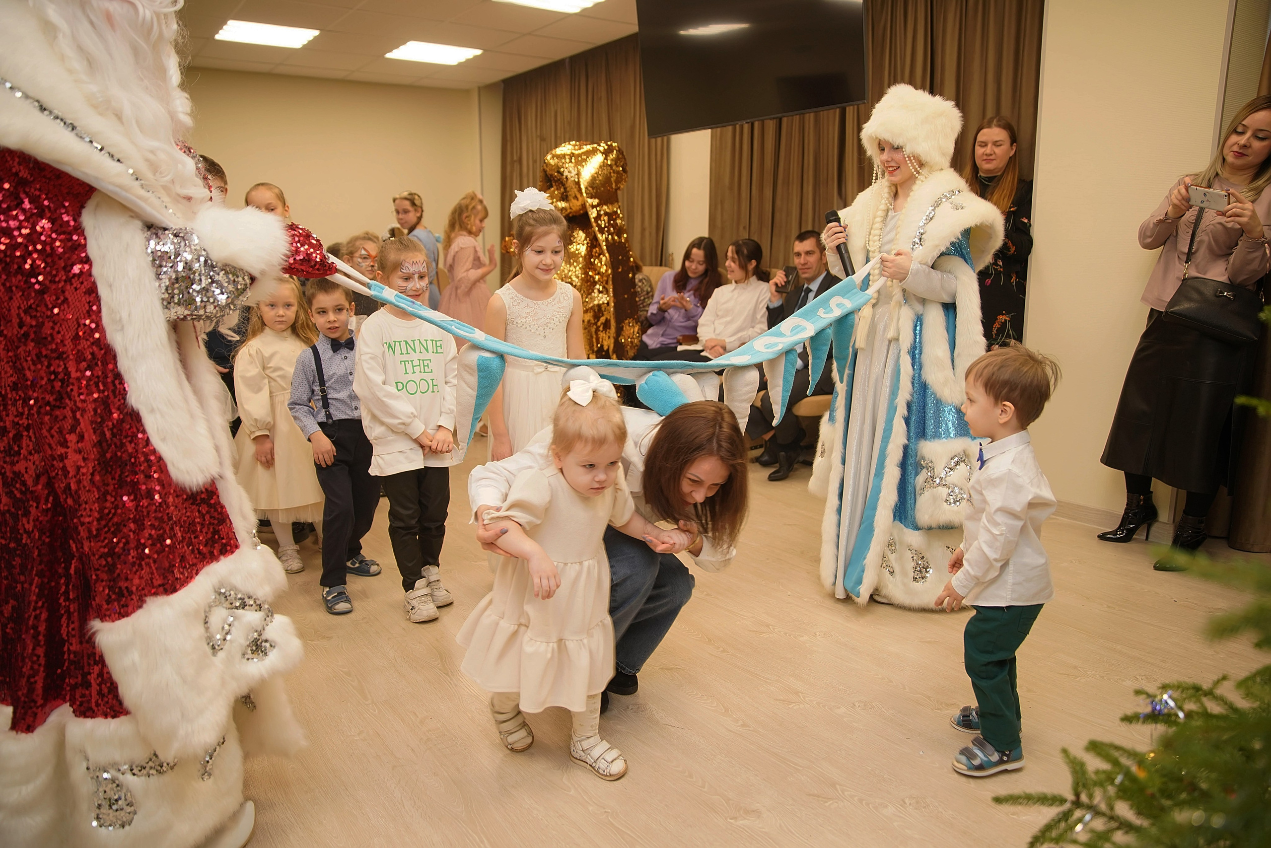 Елка НБД банк. Семейный и детский фотограф в Нижнем Новгороде