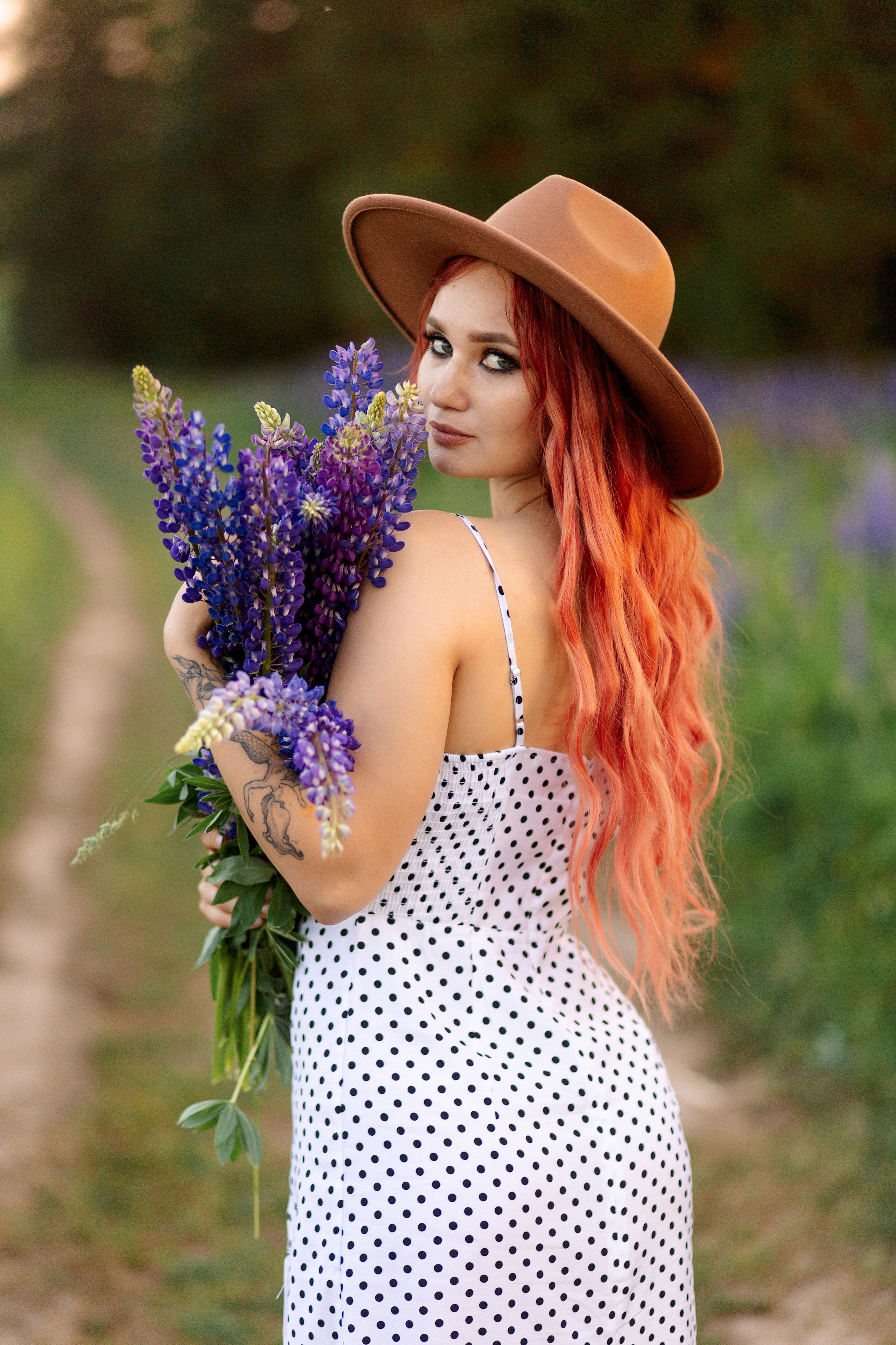 Люпиновая Фотосессия на закате. Профессиональный фотограф в Ижевске Леша Петров