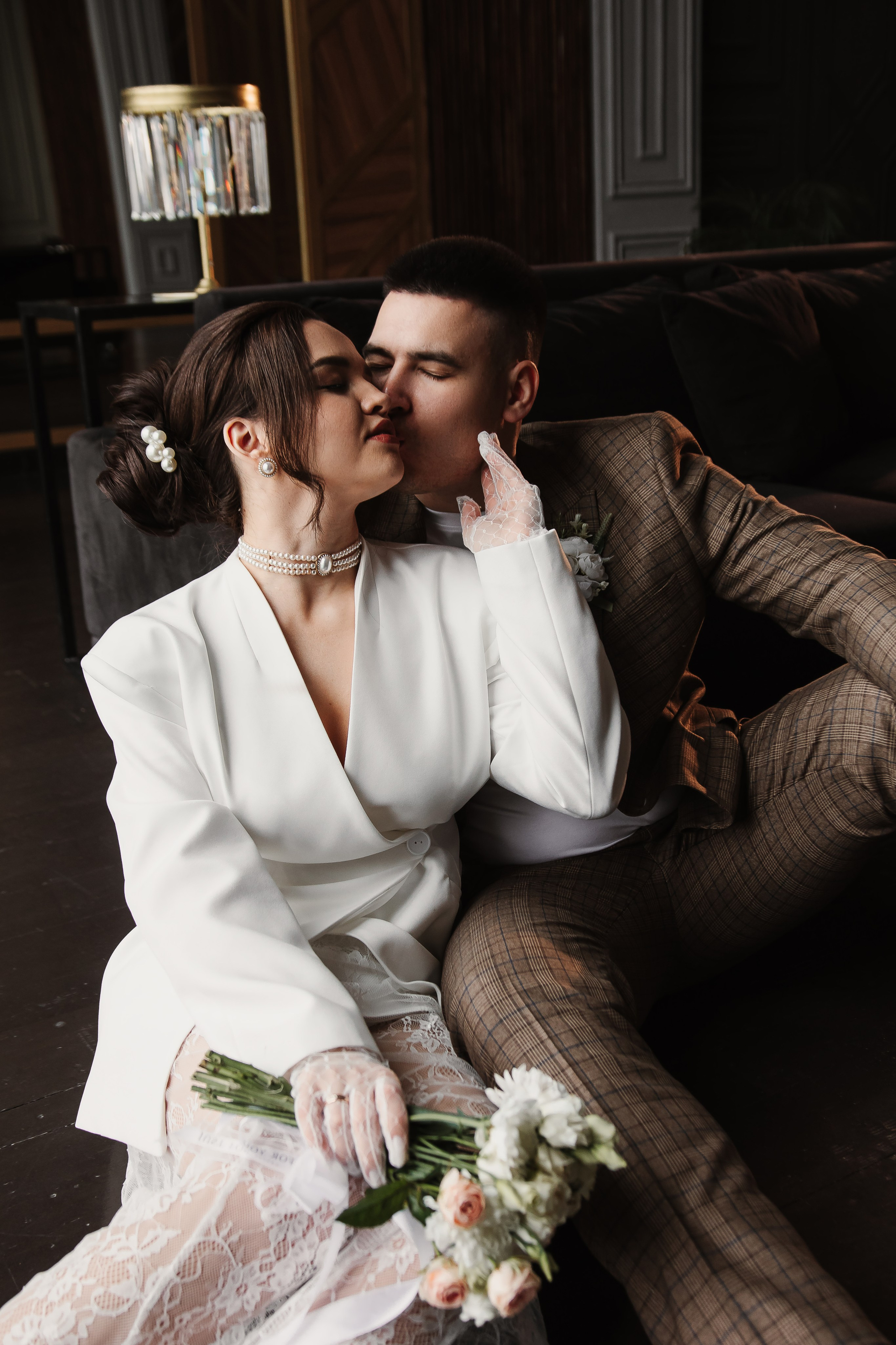 Айсылу и Влад ЗАГС Центральный и фотостудия FREEDOM. Фотограф Новосибирск