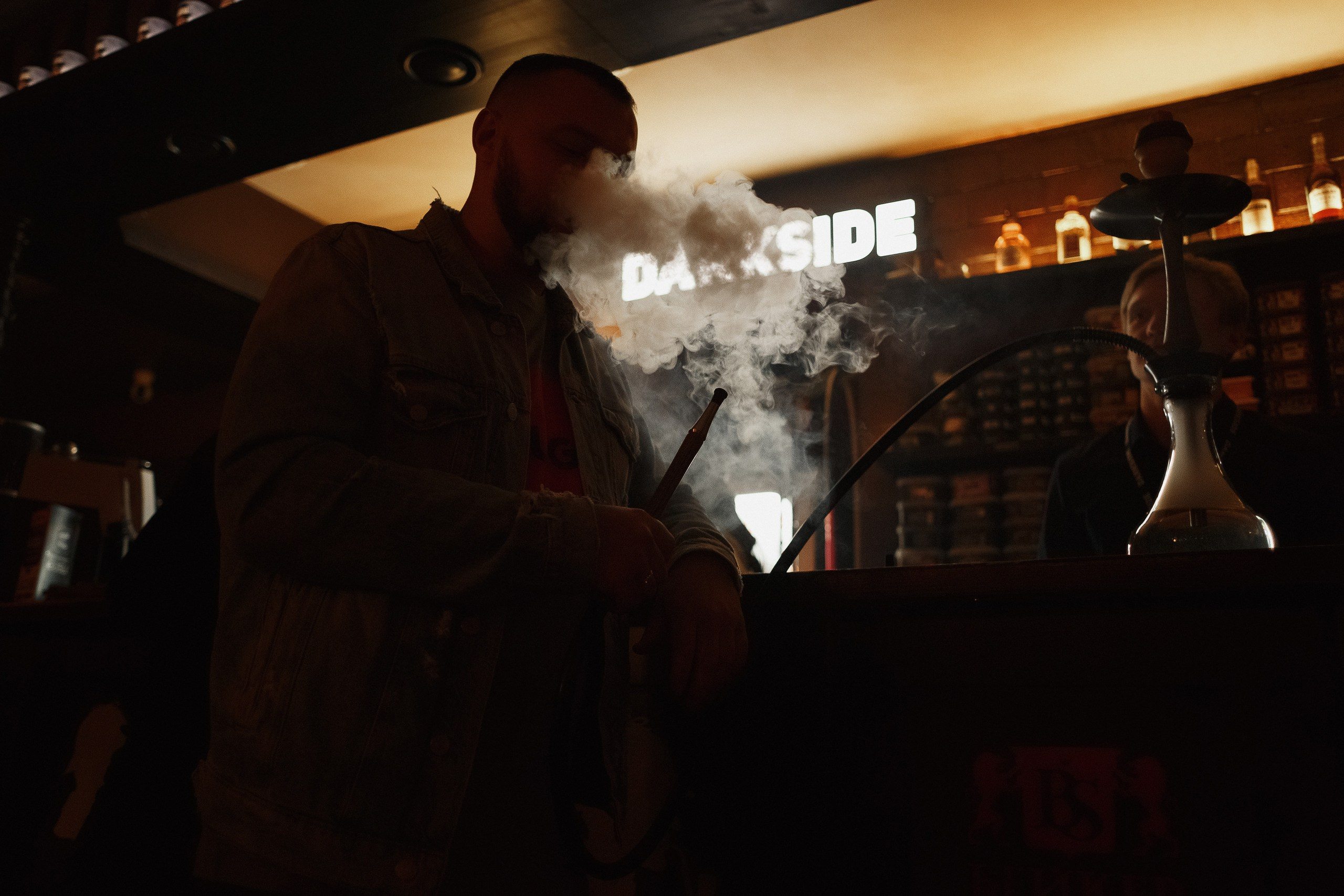 Захватывающий вкус и атмосфера: кальянная в Таганроге Бейкер Стрит. Свадебный и семейный фотограф в Таганроге Бакарюк Антон