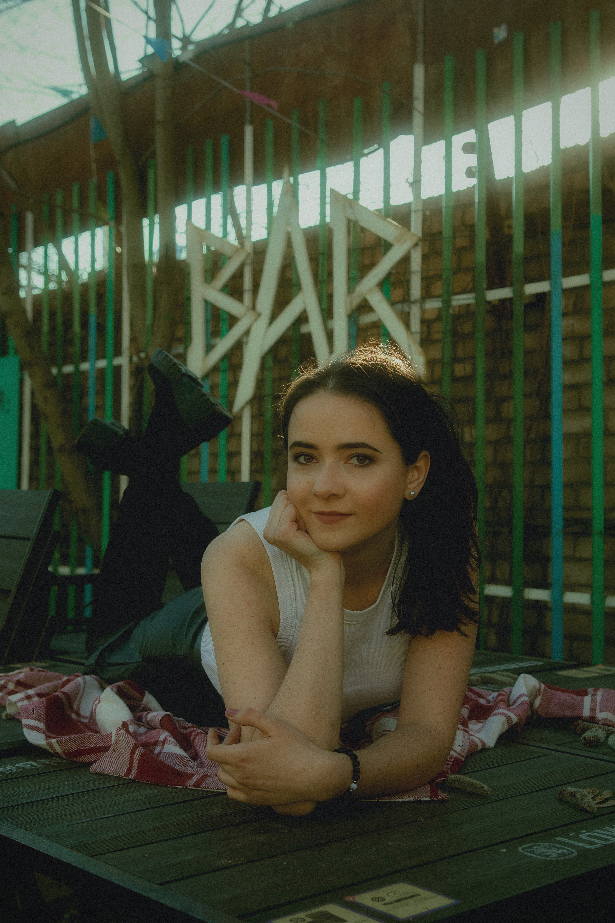 Солнечный Апрель