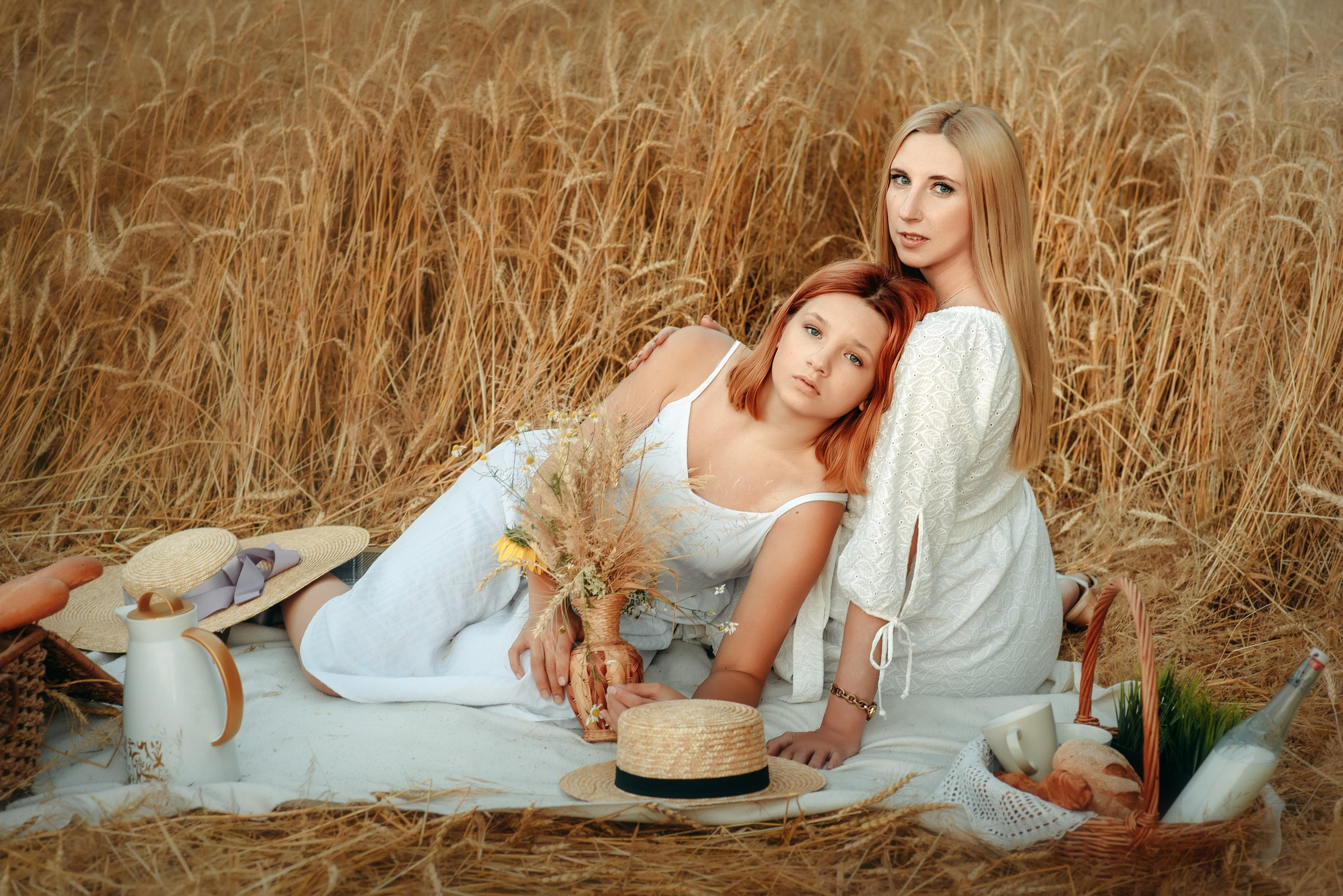 Пикник в пшеничном поле. Профессиональный фотограф в Рязани