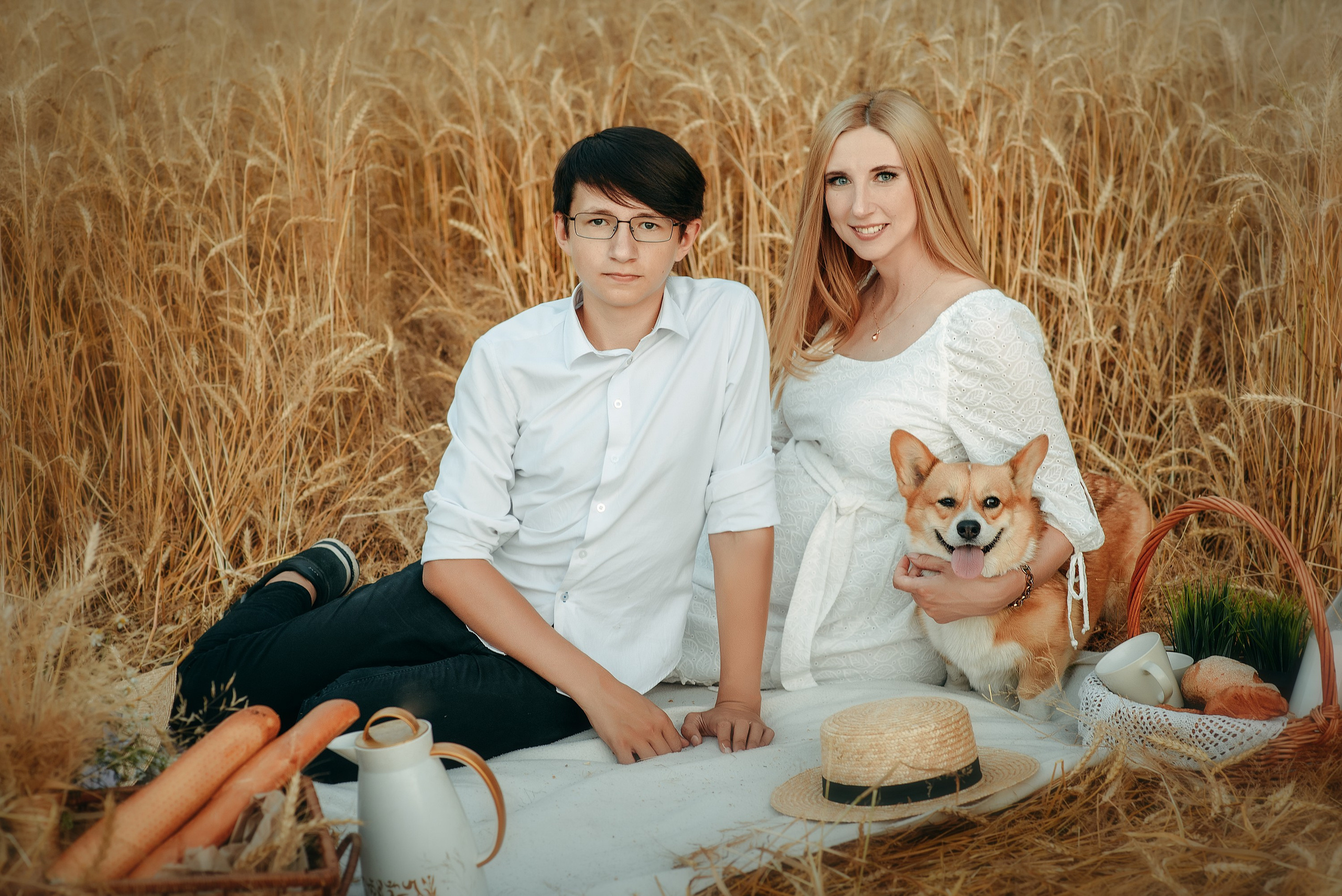 Пикник в пшеничном поле. Профессиональный фотограф в Рязани