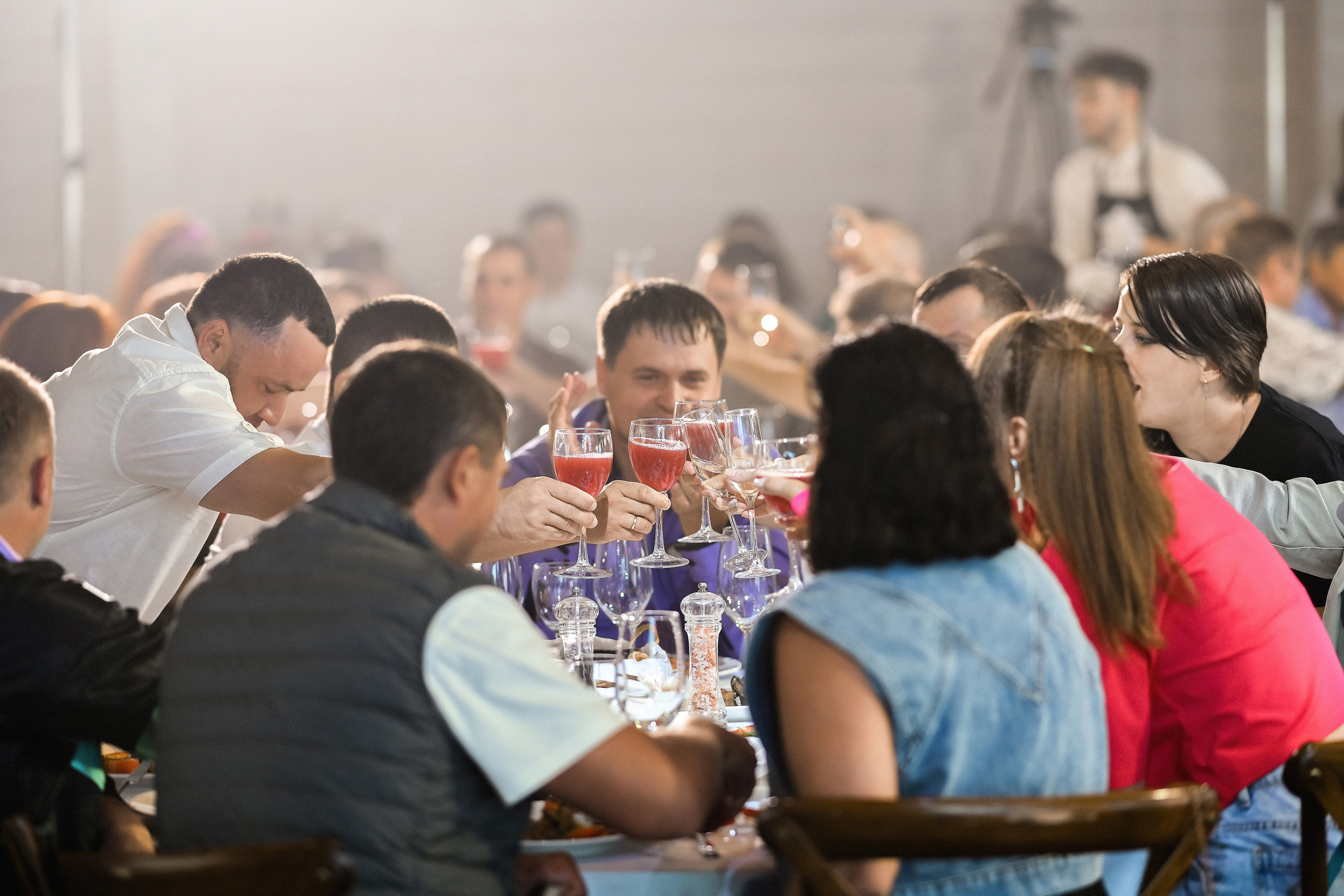 📸 Фоторепортажи с корпоративов и юбилеев в Красноярске | Примеры работ. 📸 Свадебный и семейный фотограф в Красноярске Тихомиров Евгений | 17 лет опыта | 800+ свадеб