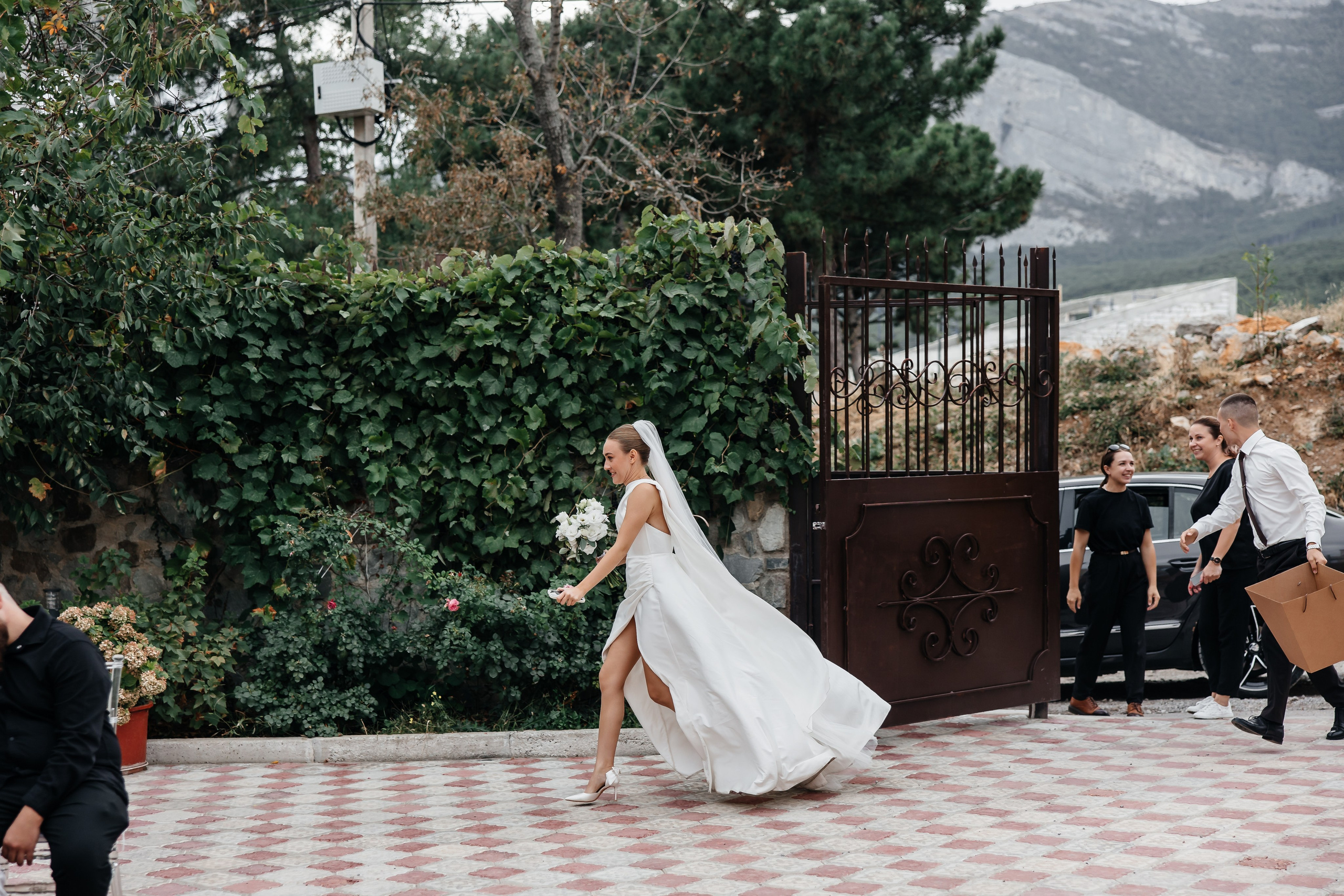 Анонс свадьбы для Яны и Юрия. Гаспра, Вилла Танго. Свадебный фотограф в Крыму и Севастополе Ольга Баскакова