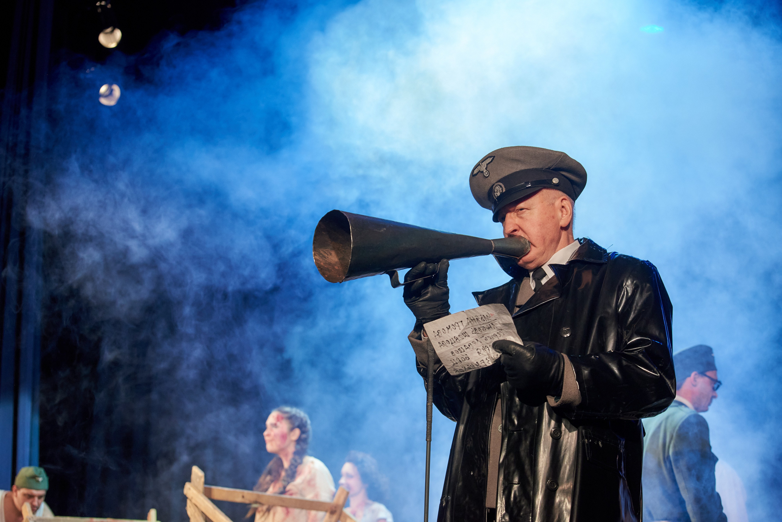 Спектакль Молодая Гвардия. Свадебный фотограф и видеооператор Андрей Любовинин