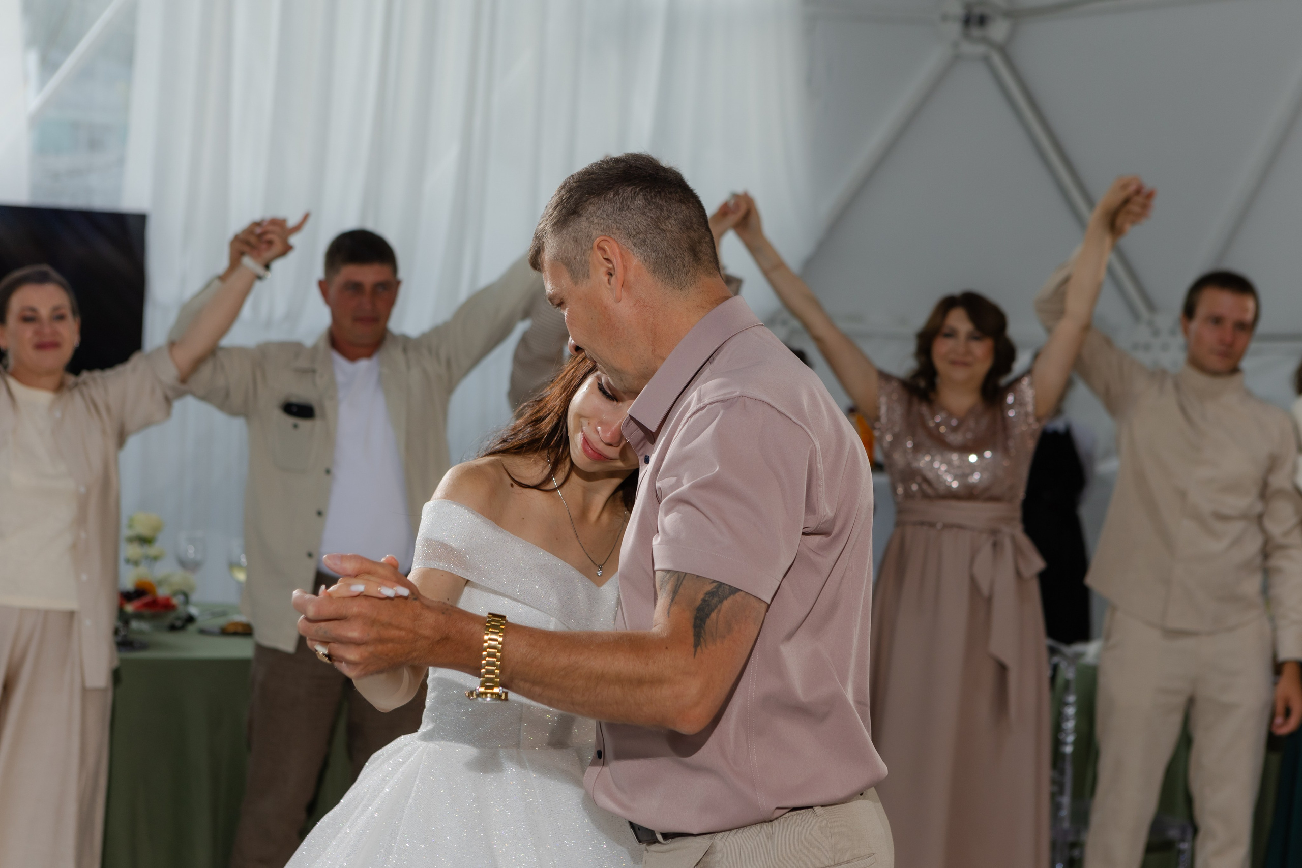 Саша и Алина. Главная