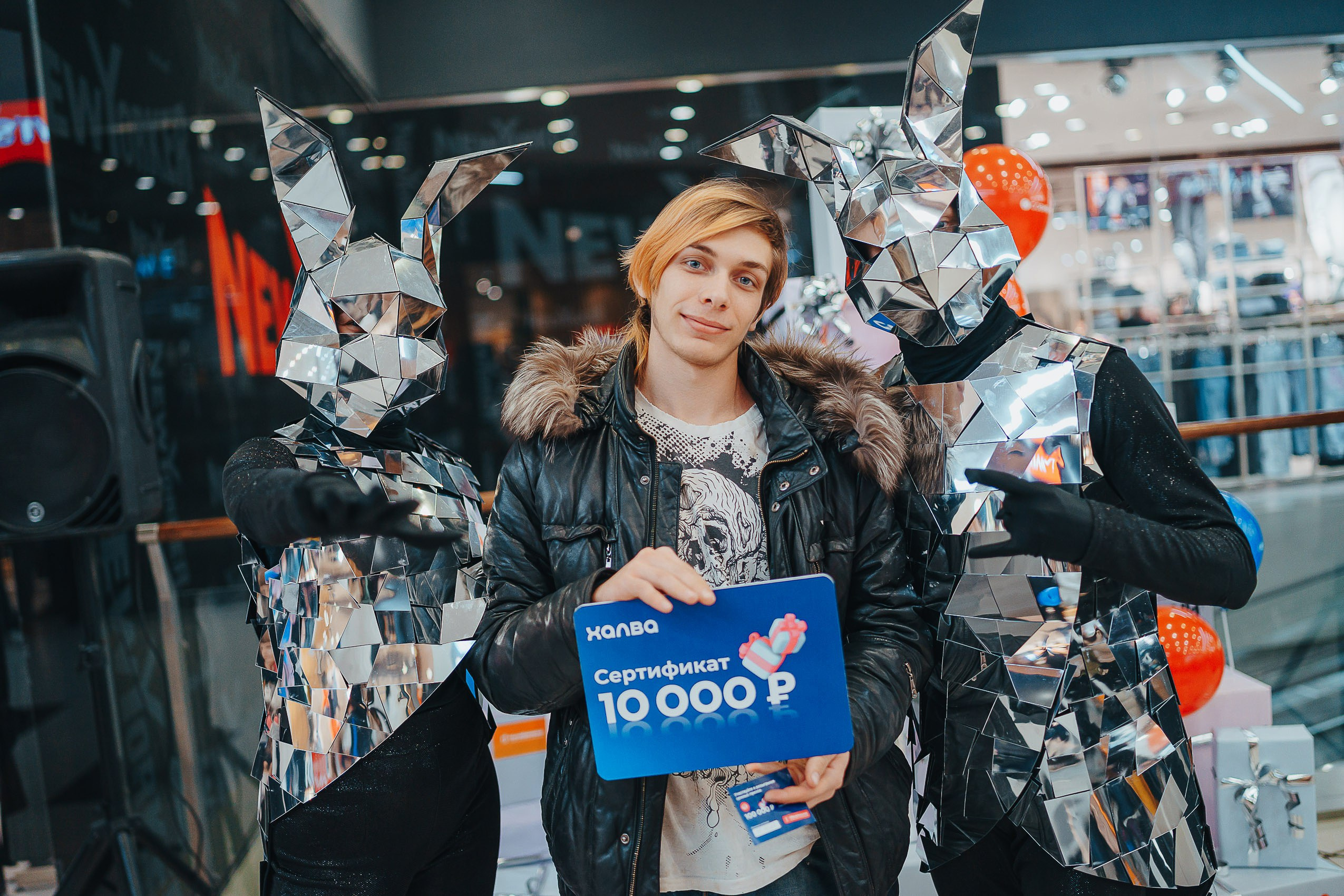 Совкомбанк Халва промо. Репортажный (Event) фотограф в Барнауле | Даниил Маркин | Качество и вайб