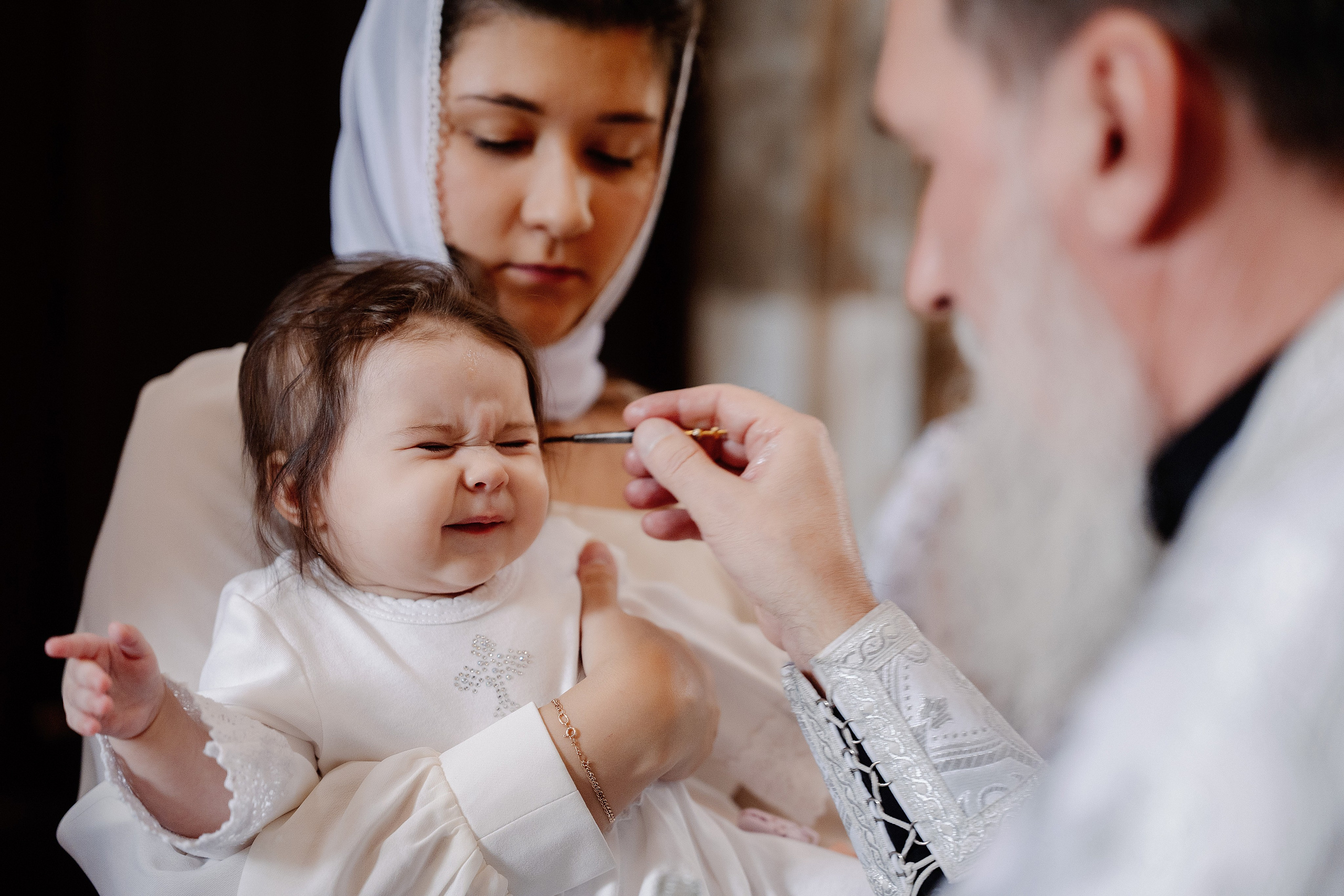 Таинство крещения Снежаны. Фотограф на Крещение и Венчание в Красноярске Рамазанова Юлия