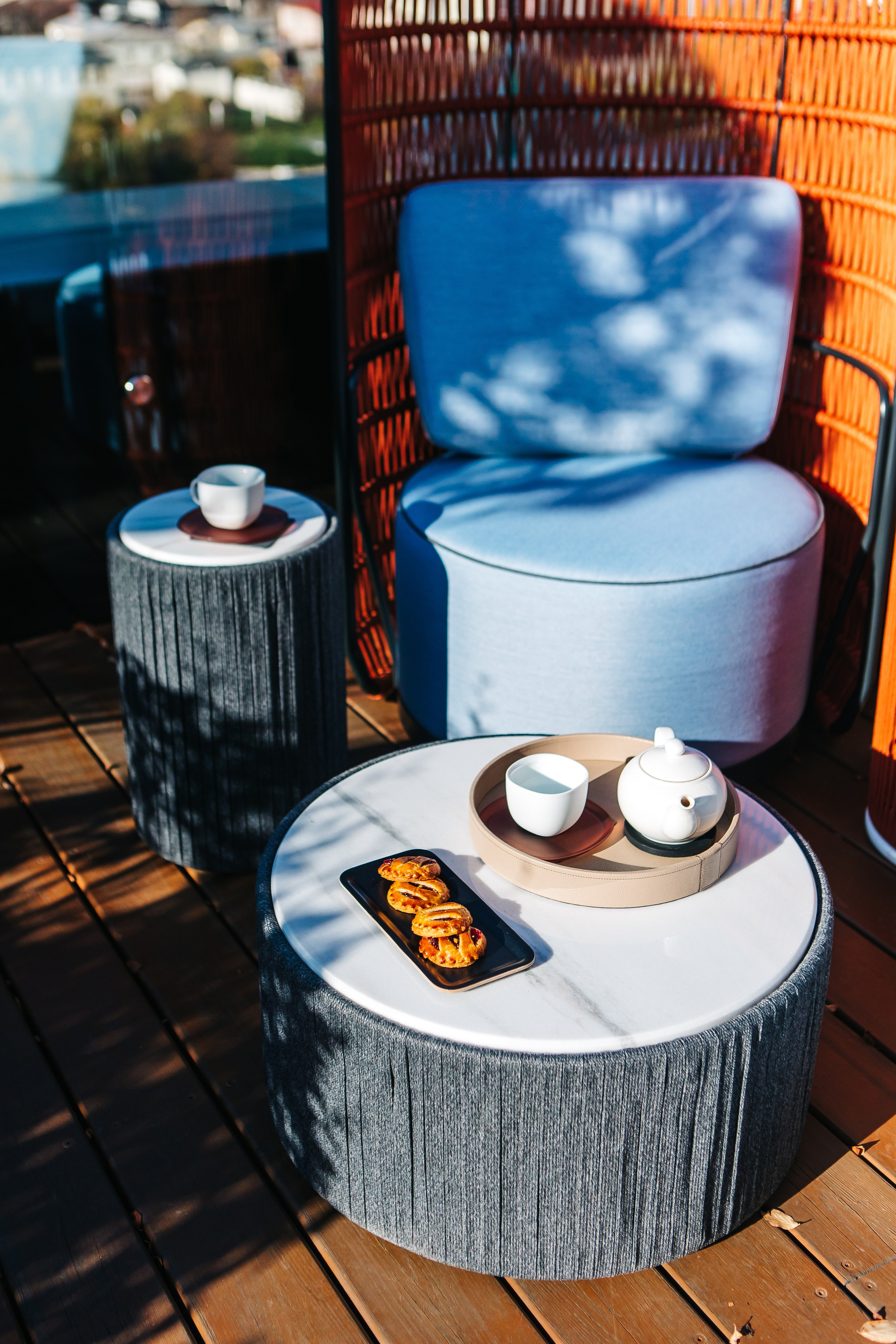 УЛИЧНАЯ МЕБЕЛЬ. Свадебный, семейный, детский фотограф в Екатеринбурге.Фотосессия родов