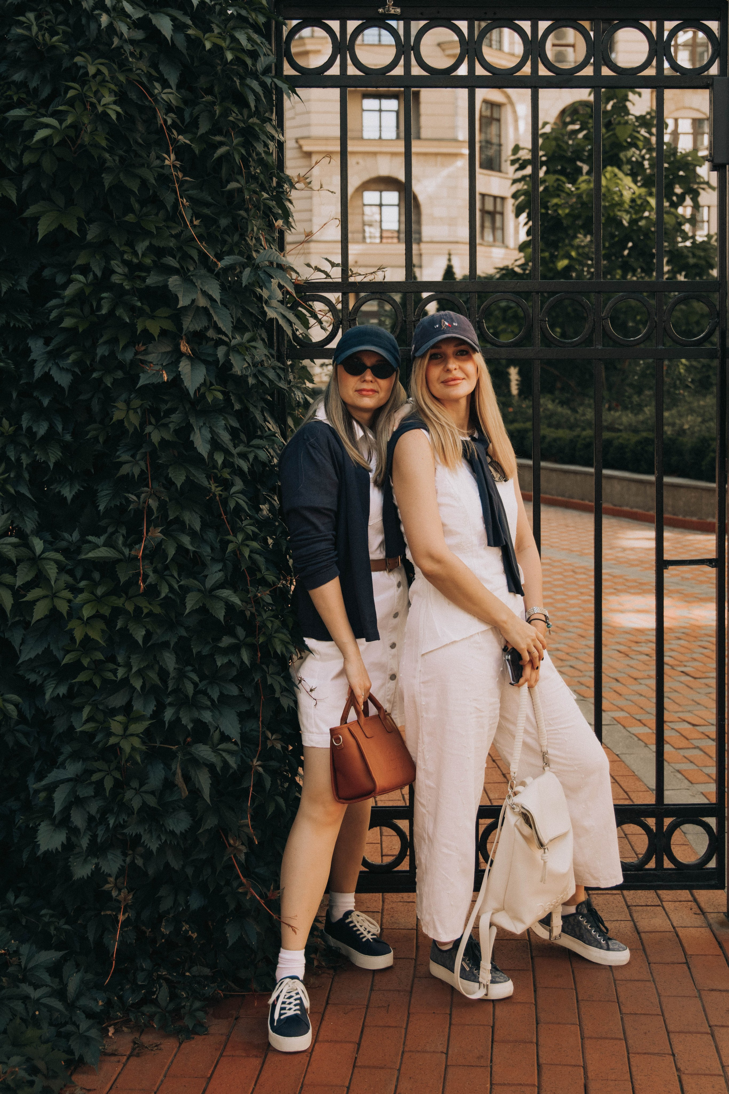 Прогулка Лиза и Марина. Фотограф lifestylе в Москве Пшеничная Анастасия