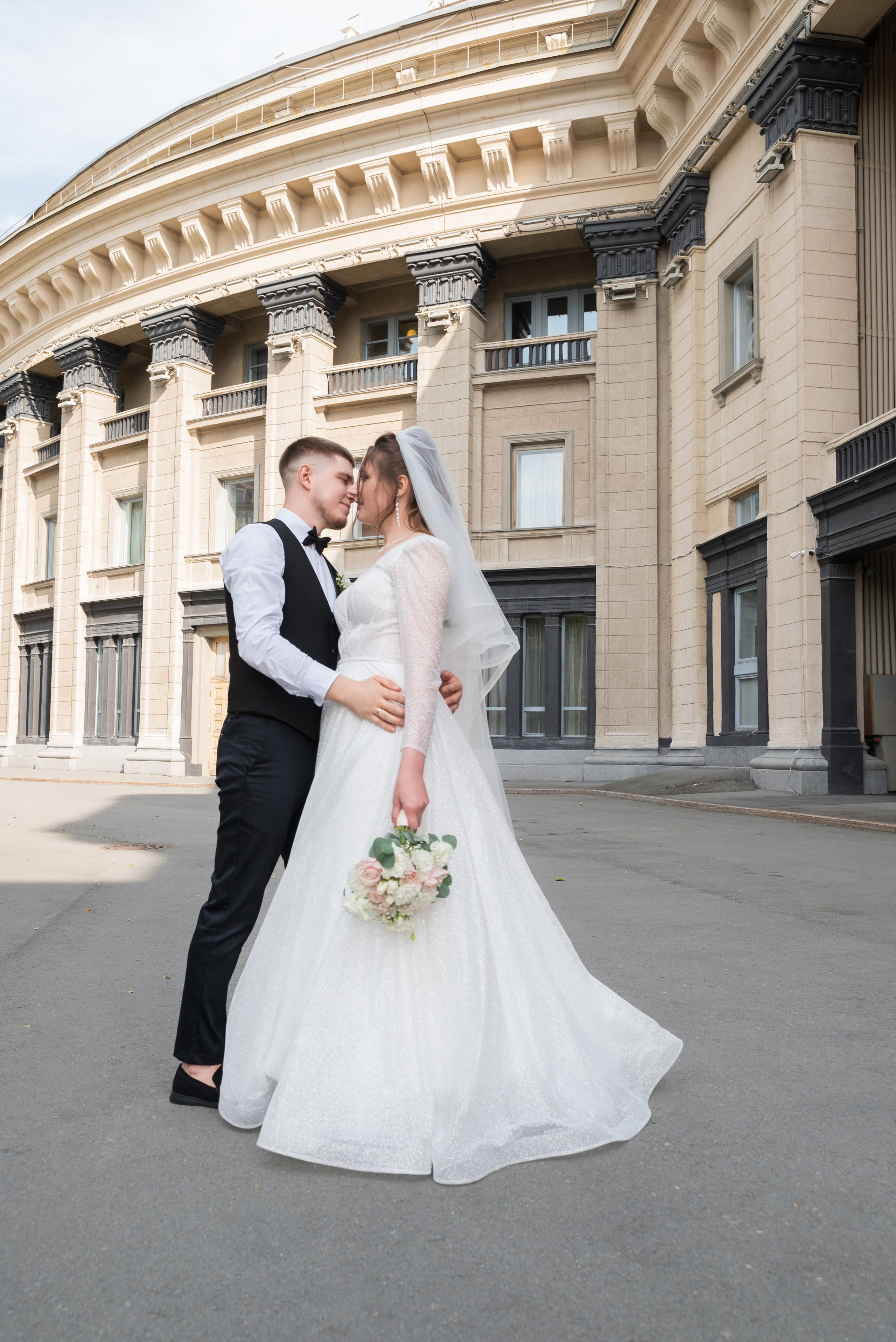 Кировский загс. Свадебный фотограф Новосибирск Мария Раменская