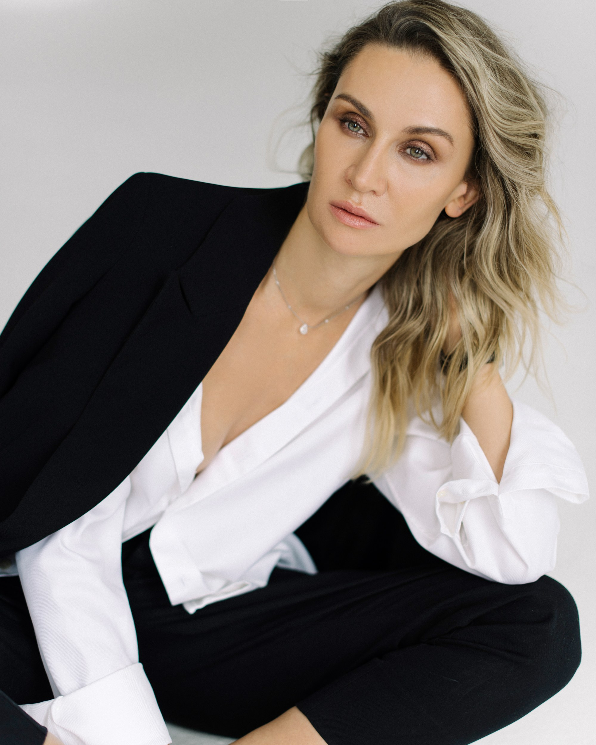 Alina. Фотограф для людей и их брендов