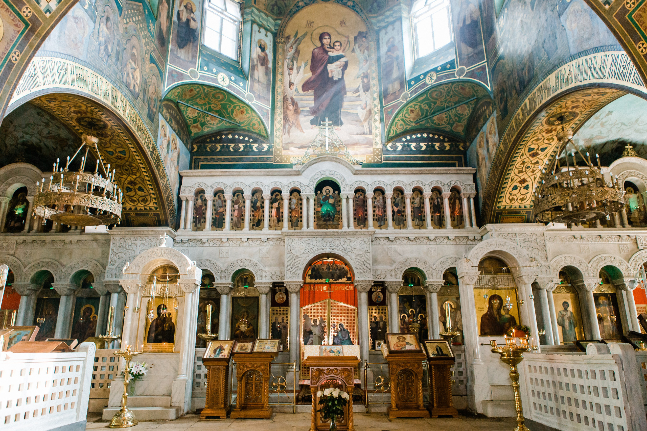 Свадебная фотосессия Сергея и Елены. Наш свадебный день. Видеосъемка и фотосъемка свадеб. Фотограф и оператор на свадьбу. Видеосъемка подкастов, собственная видео-фотостудии. Предметная фотосъемка