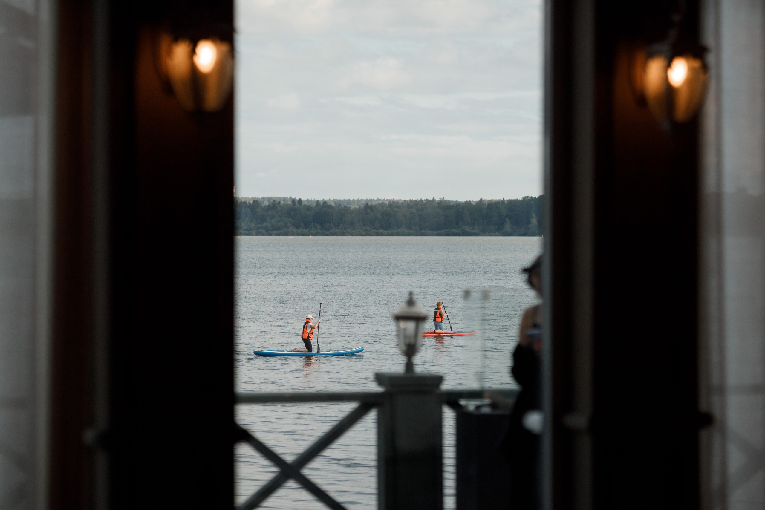 Свадебная фотосессия в отеле Сенешаль. Свадебный и репортажный фотограф (Москва, Королев и другие)
