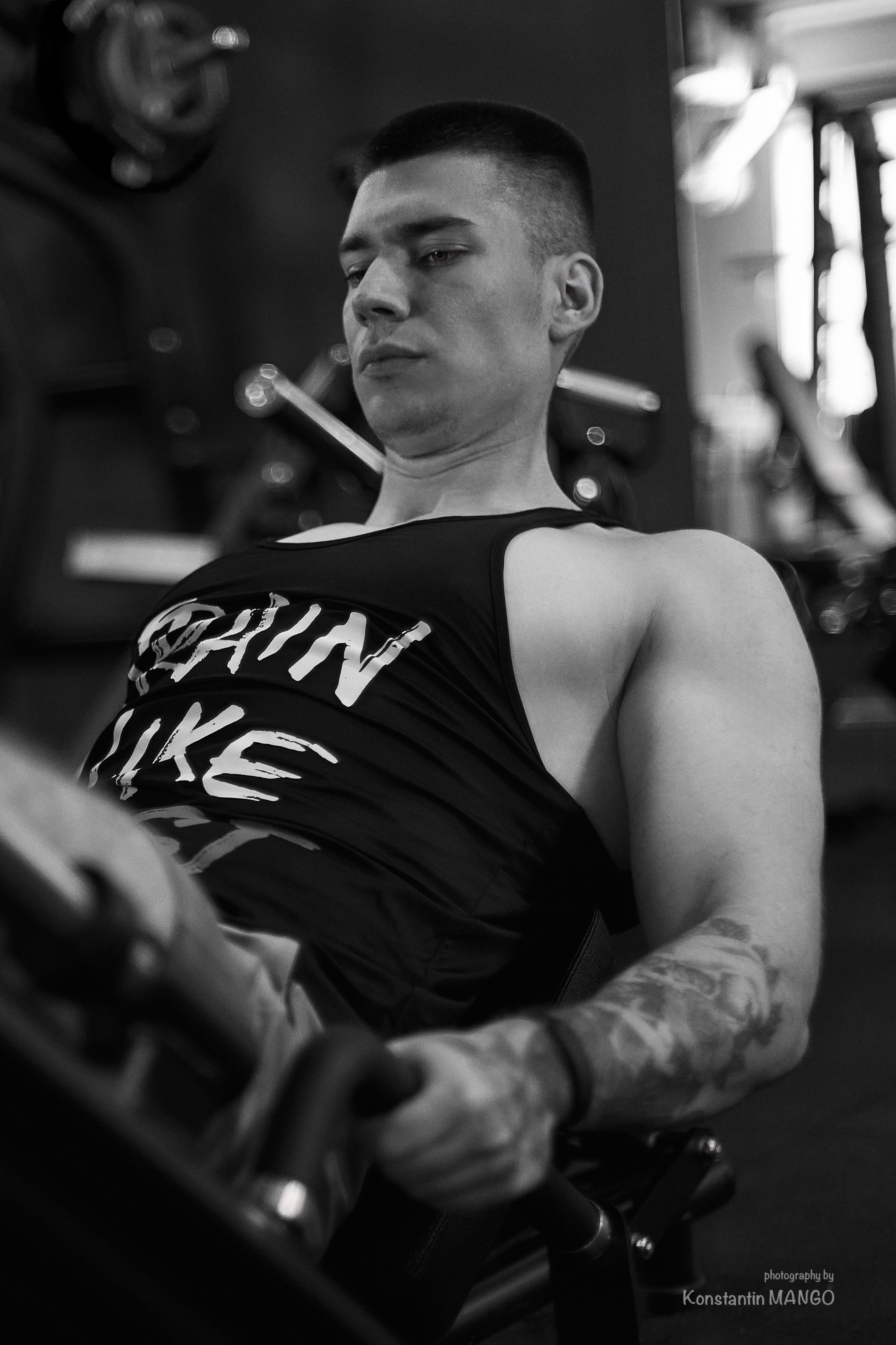 Фитнес фото для тренера Дениса. Фотограф в Рязани. Свадьба, семейное фото, портрет. Константин Манго