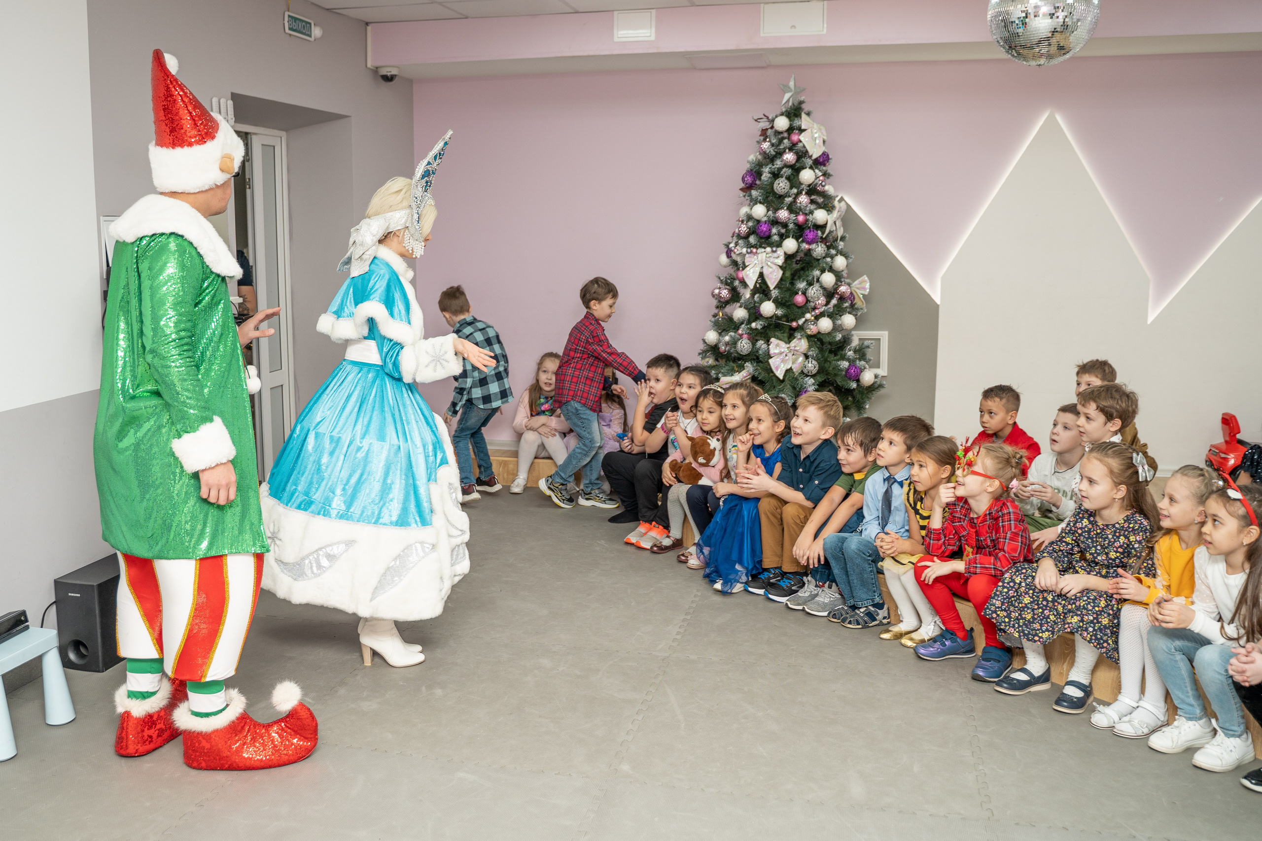 1 гимназия Новогодний утренник. Свадебный и репортажный фотограф в Уфе| Осетрова Ольга