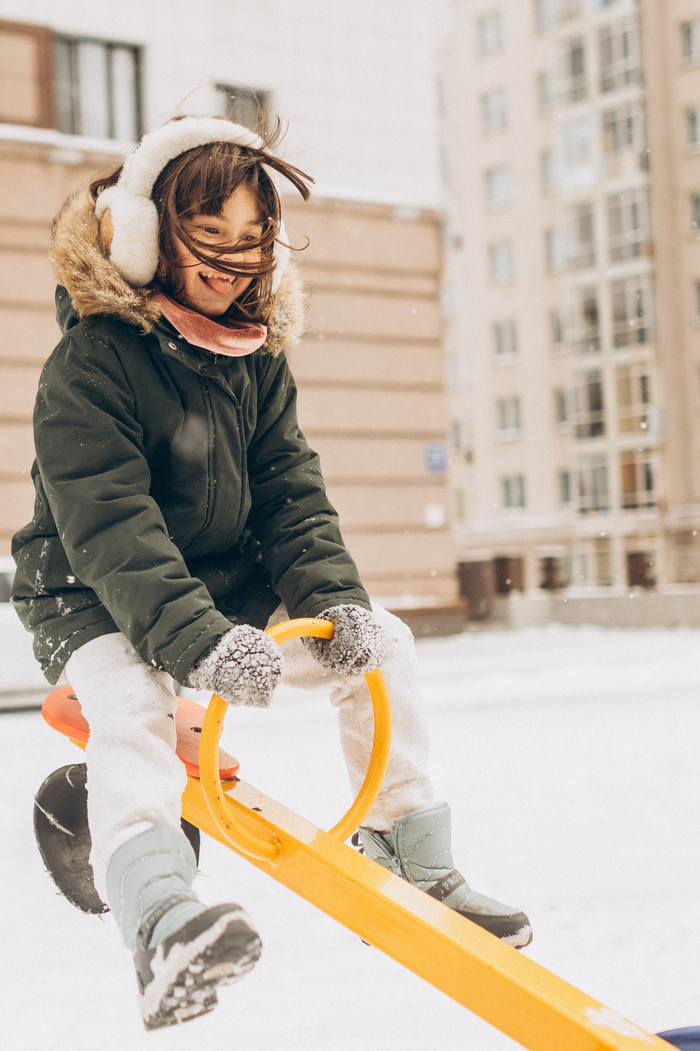 Прогулка в городе. Семейный фотограф lifestyle в Новосибирске Елена Шпилевая