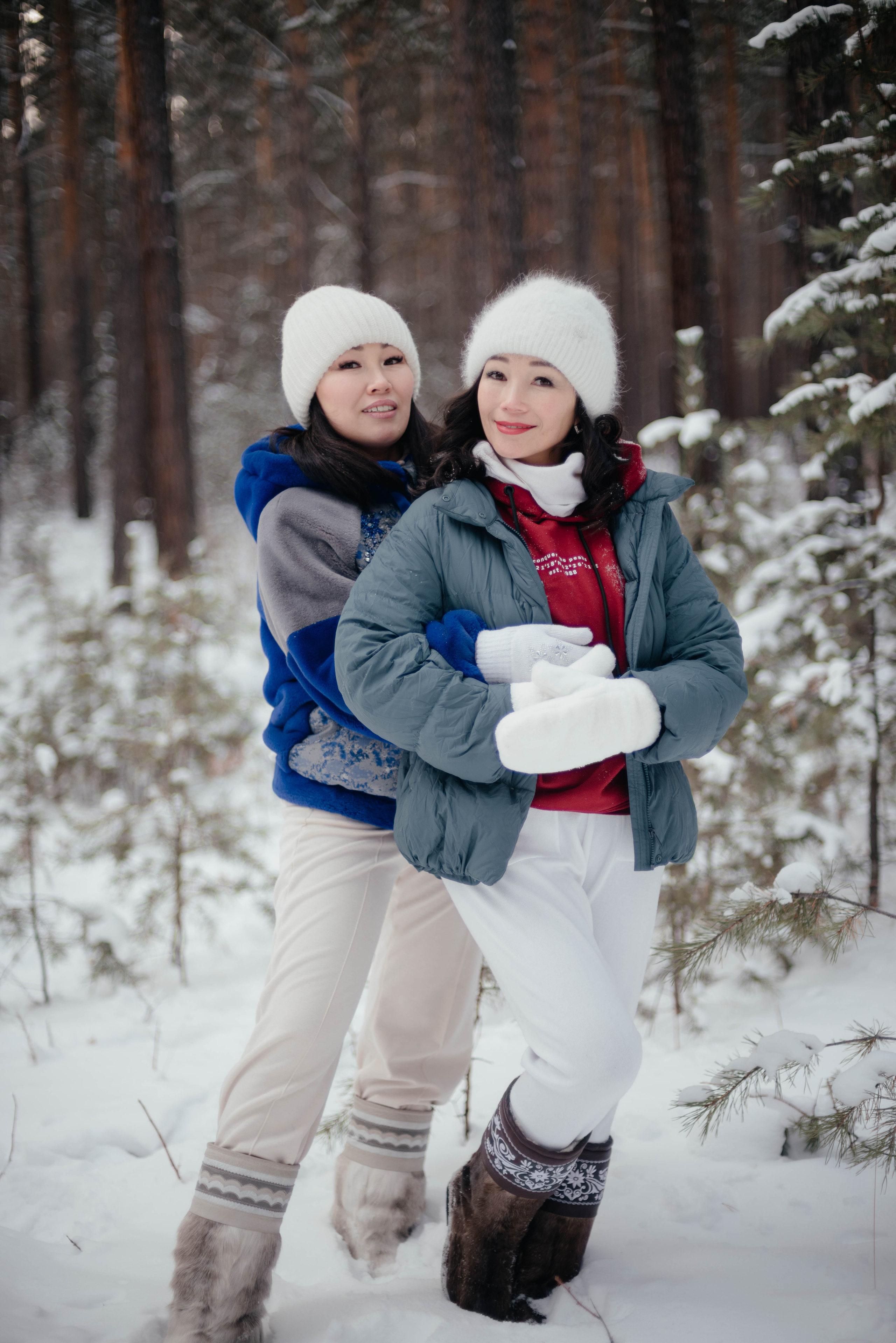 Новогодняя съемка для сестёр. Фотограф Эллина Дар г. Улан-Удэ