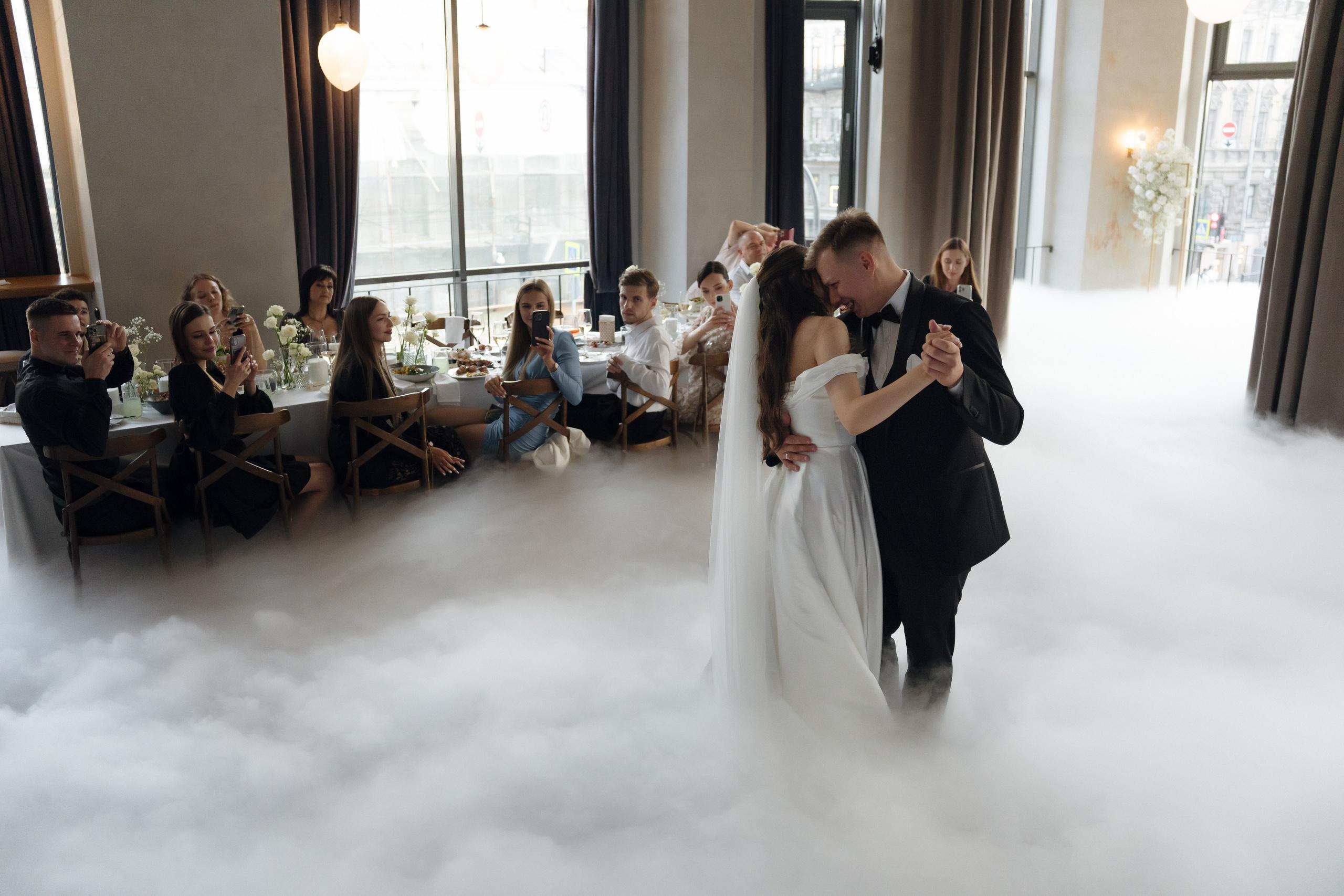 Social club. Свадебный фотограф в Петербурге Таша Вайб