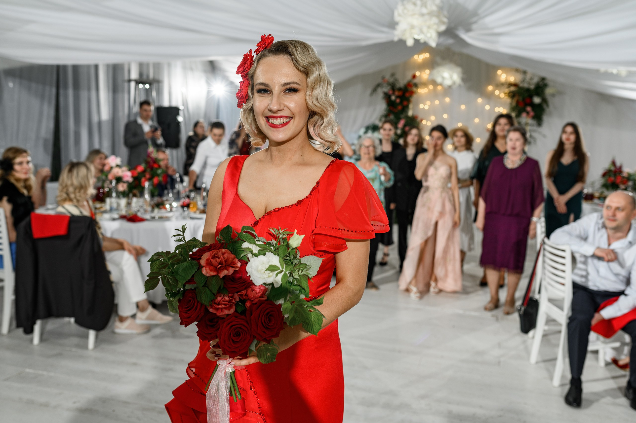 Свадьба в усадьбе Остров. Kirillova Studio — мастерская декора и событий Юли Кирилловой