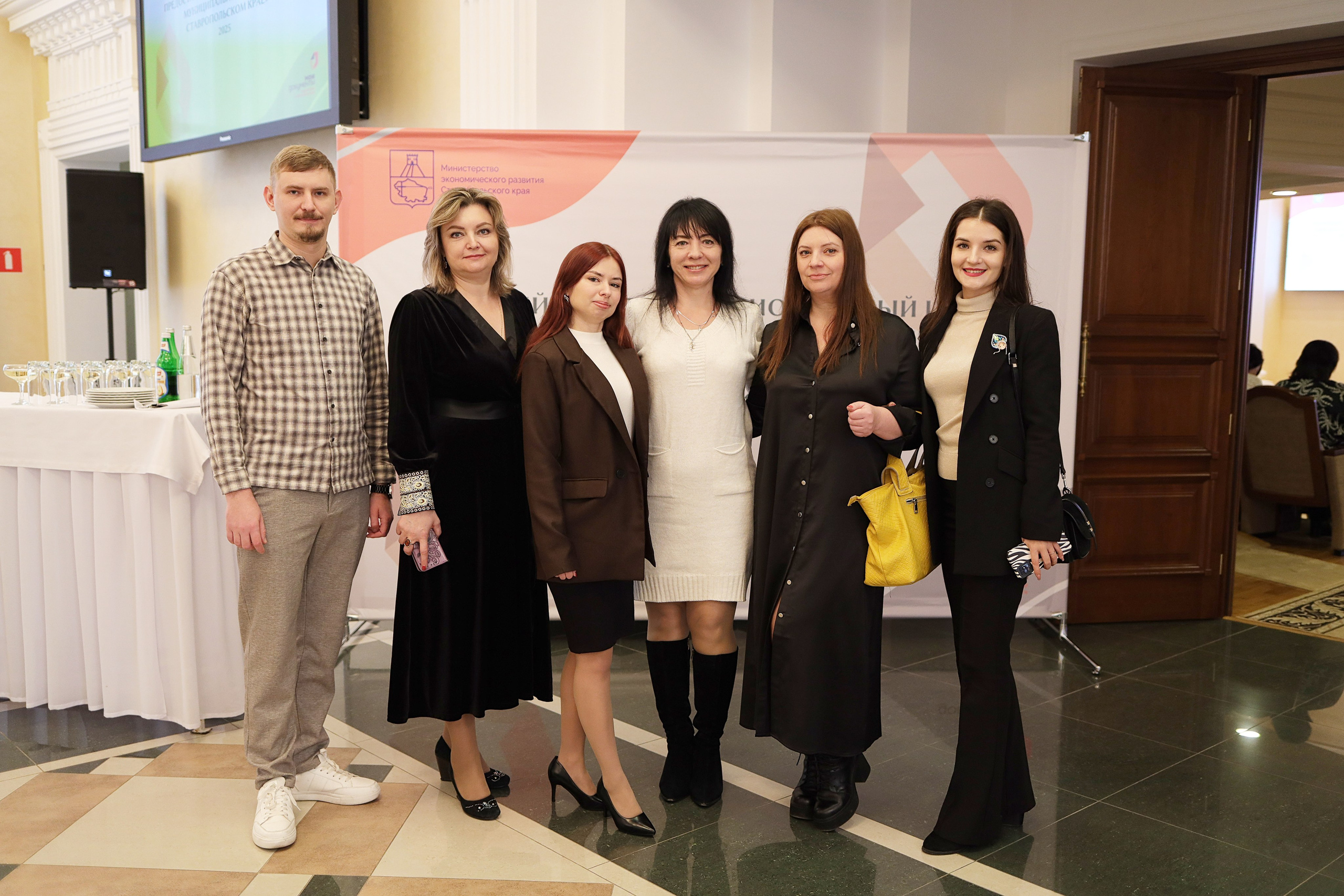 Лучший МФЦ. Портретный, семейный и репортажный фотограф в Ставрополе Ульяна Доценко