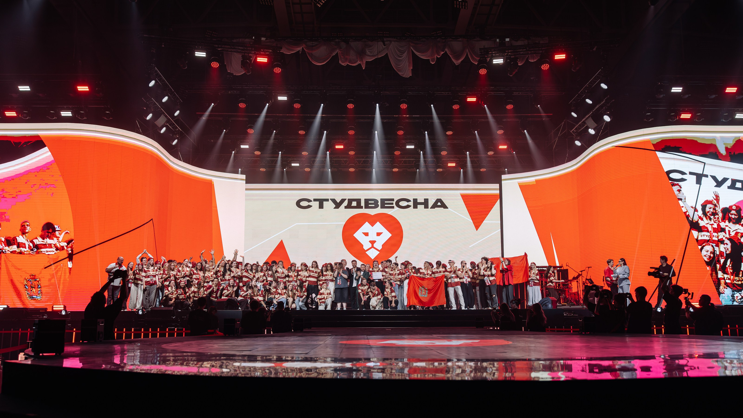 Студвесна закрытие 2026. Фотограф Красноярск Софья Туркина