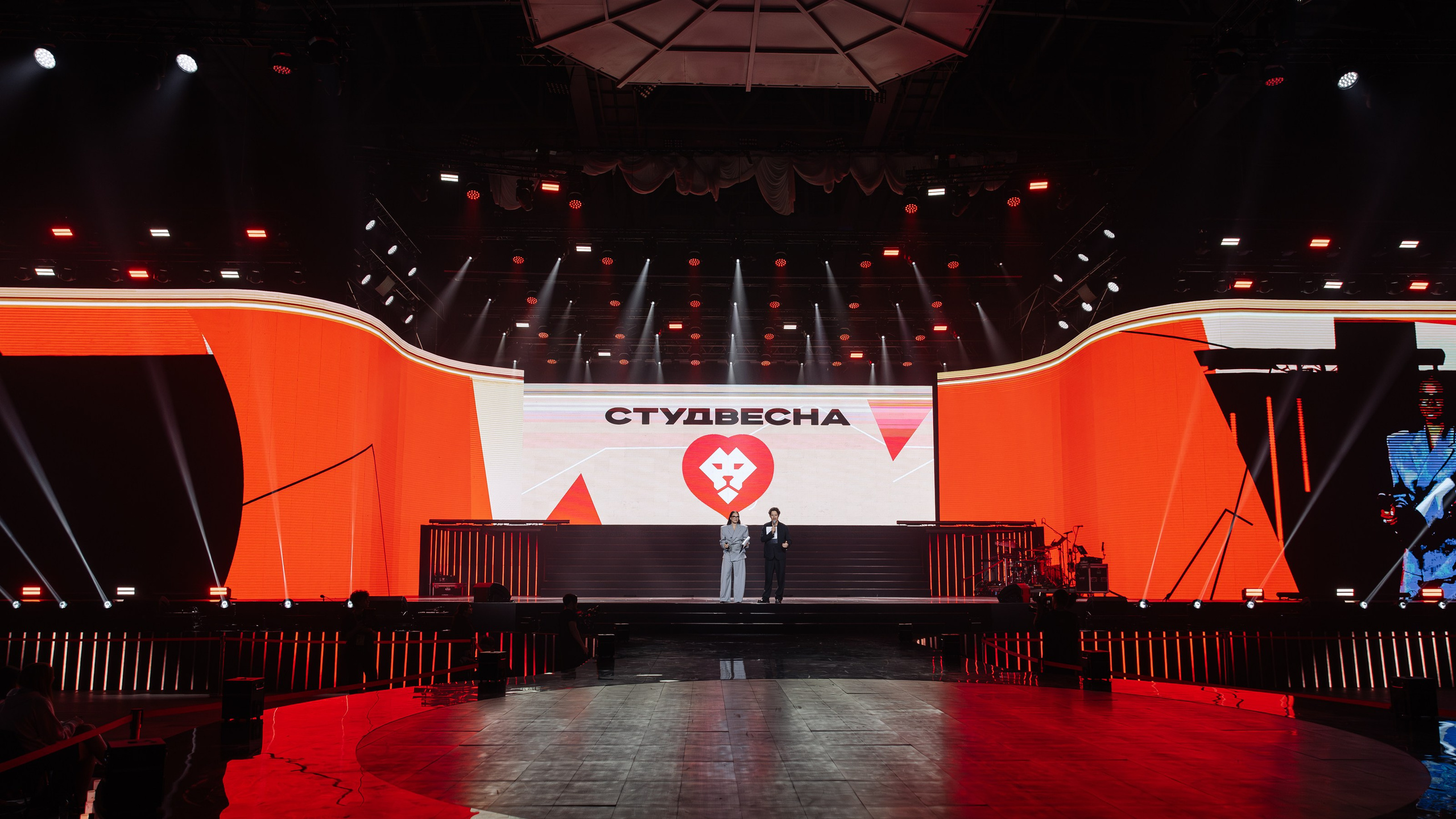Студвесна закрытие 2026. Фотограф Красноярск Софья Туркина