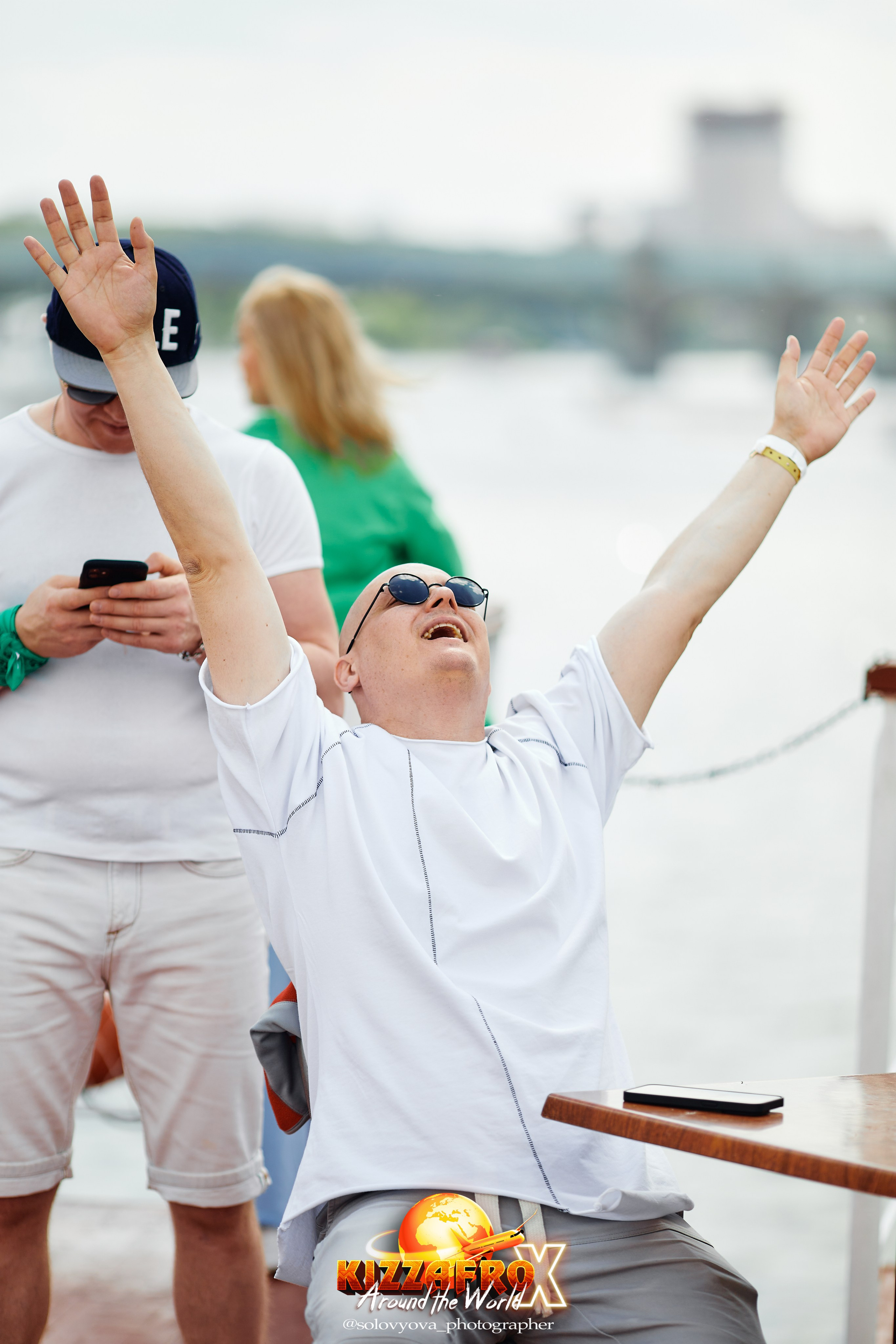 Boat party. Свадебный фотограф