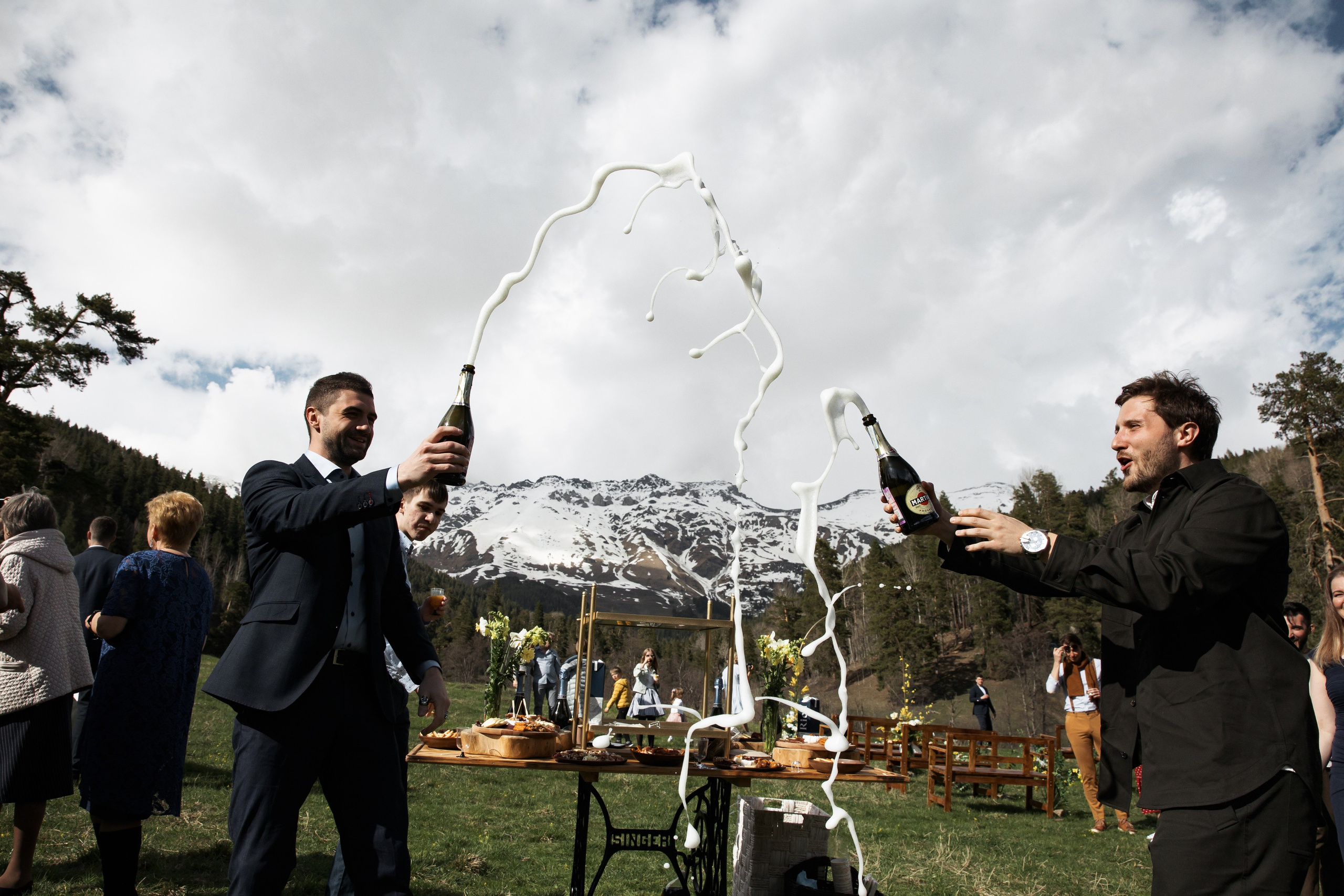 ГОРЫ_ПО_КОЛЕНО. Wedding photographer in Europe