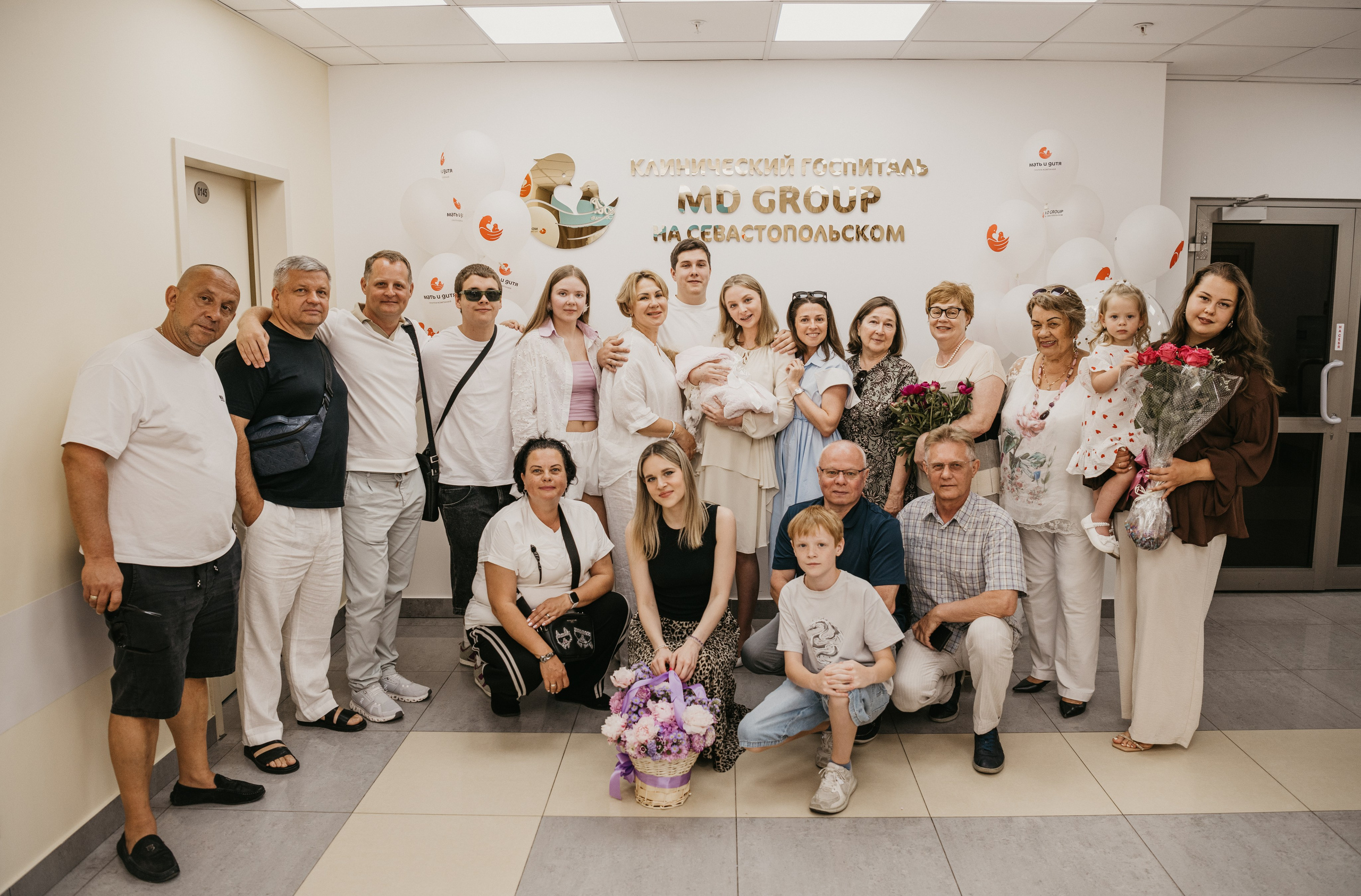 Выписка Виктории. Мать и дитя. Фотограф на выписку из роддома в Москве и МО