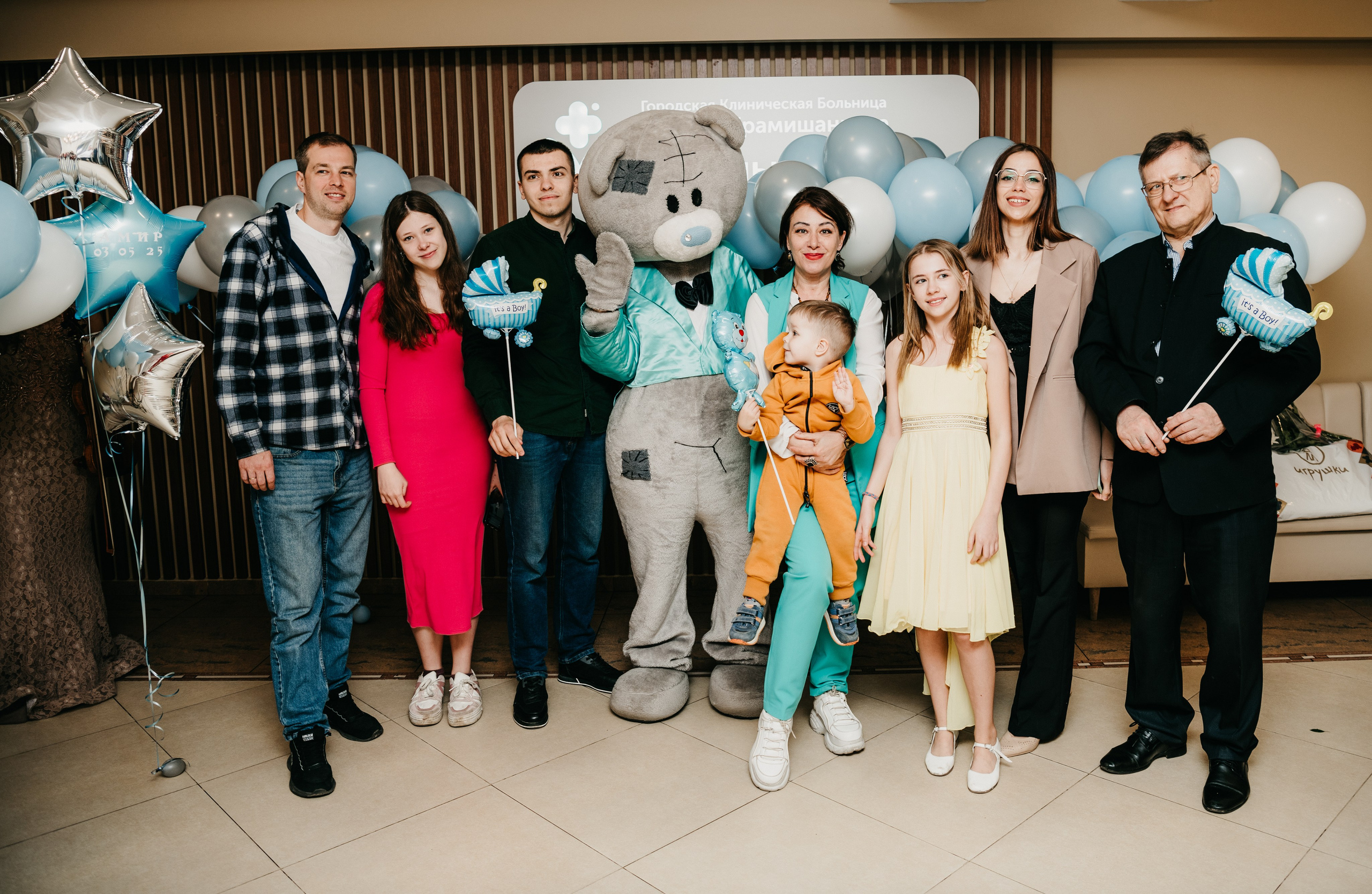 Выписка Амира. ГКБ Ерамишанцева. Фотограф на выписку из роддома в Москве и МО