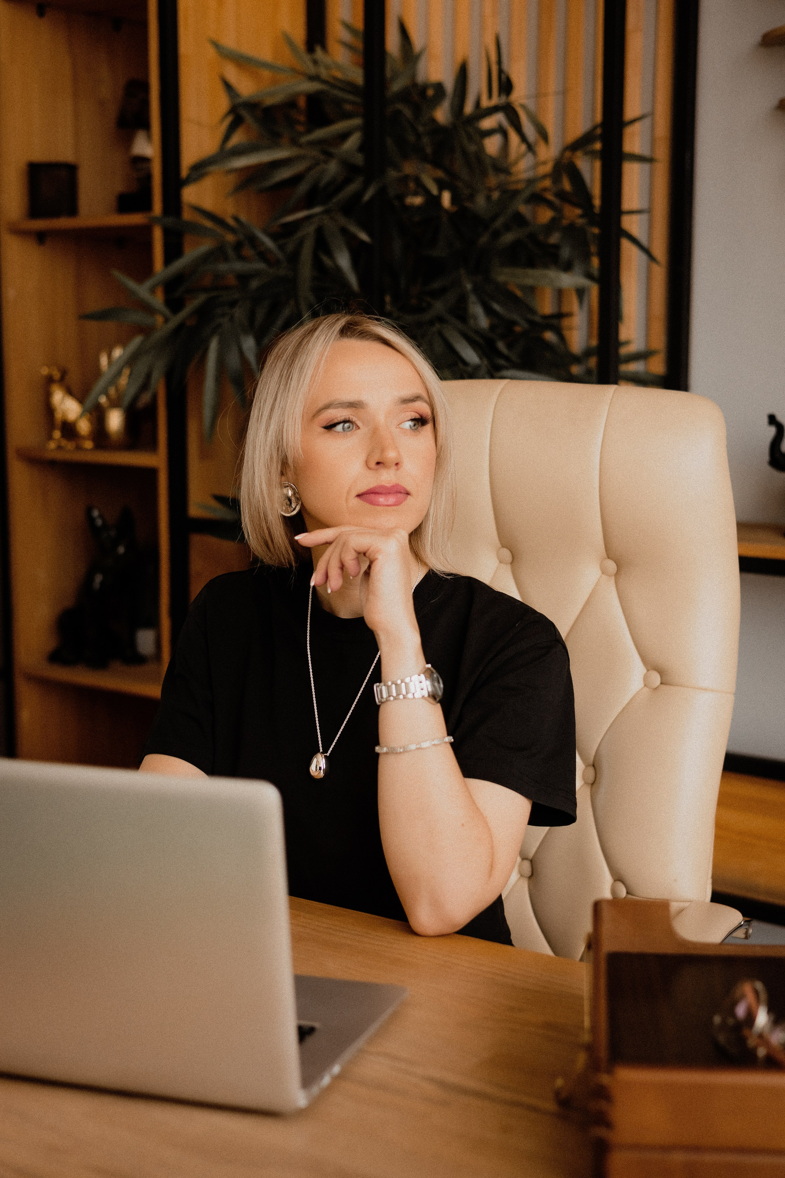 Портфолио — Бизнес контент — фотограф Анастасия Инвиш. Эротическая фотосессия в стилю ню в Москве — заказать ню фотосессию от 19 800 руб!