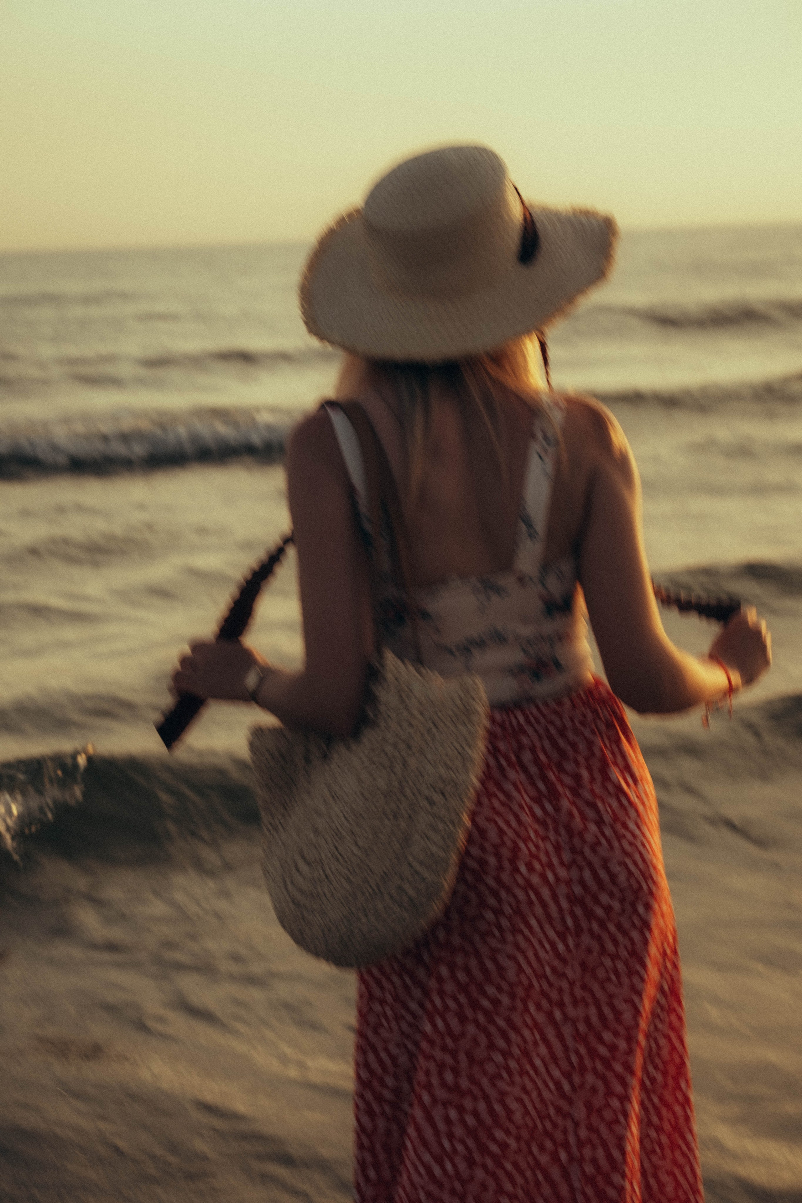 Июльский вечер на берегу черного моря. Профессиональный фотограф, Санкт-Петербург — Виктория Богомолова