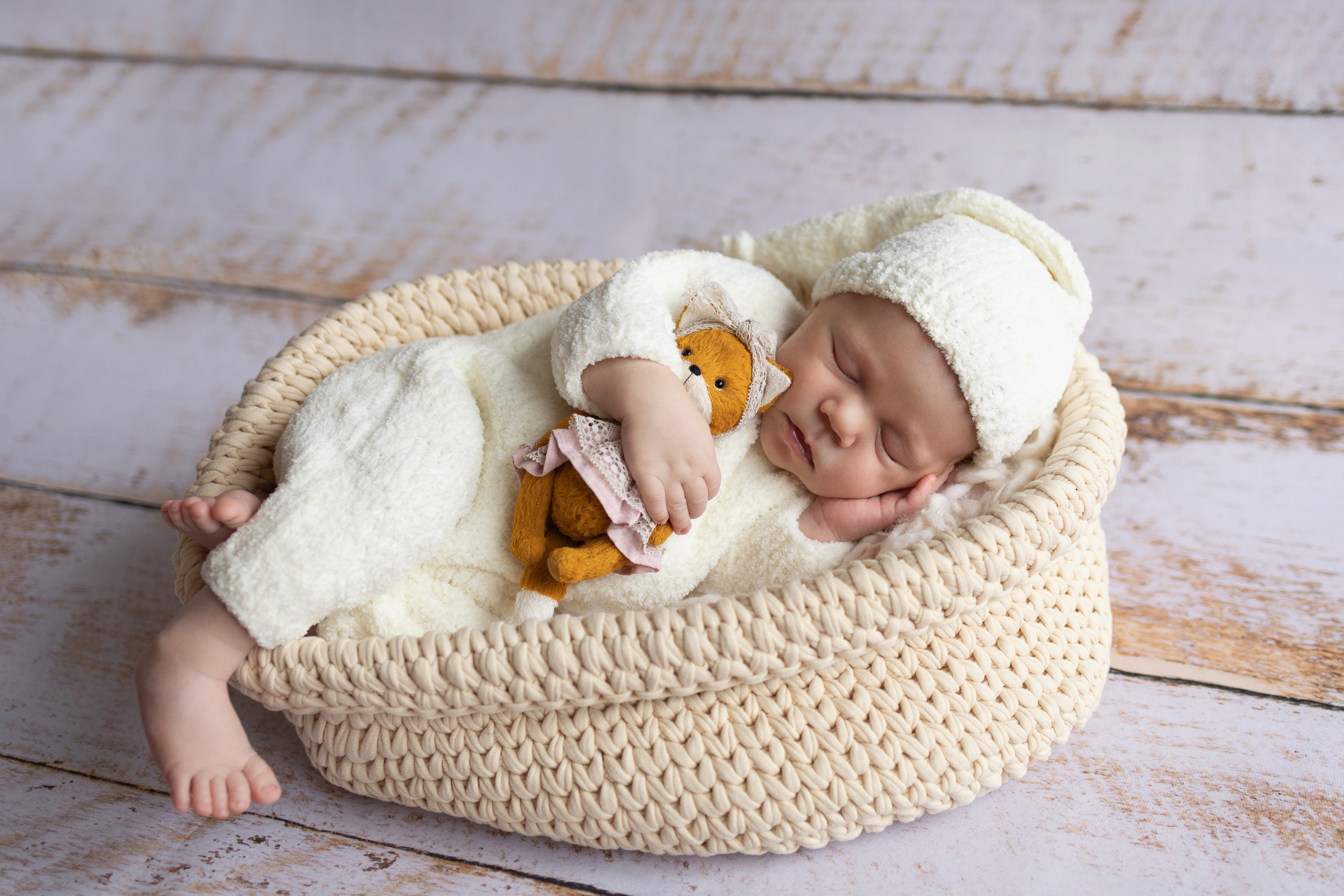 Фотосессия новорожденных девочек. Фотограф новорожденных в г. Миасс Анна Плотникова