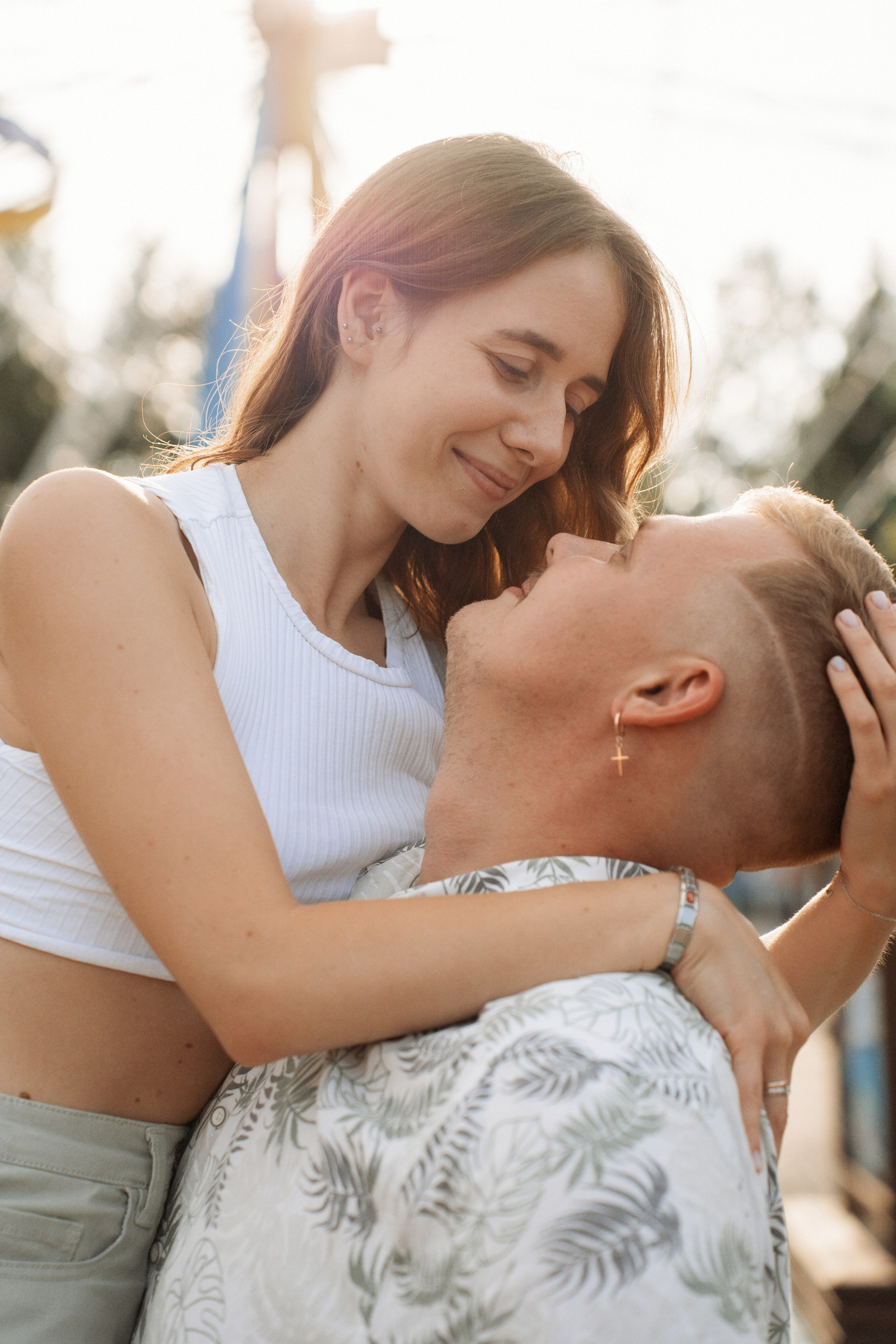 Глеб и Арина. Фотосессия в парке аттракционов. Яна Орехова. Фотограф в Томске