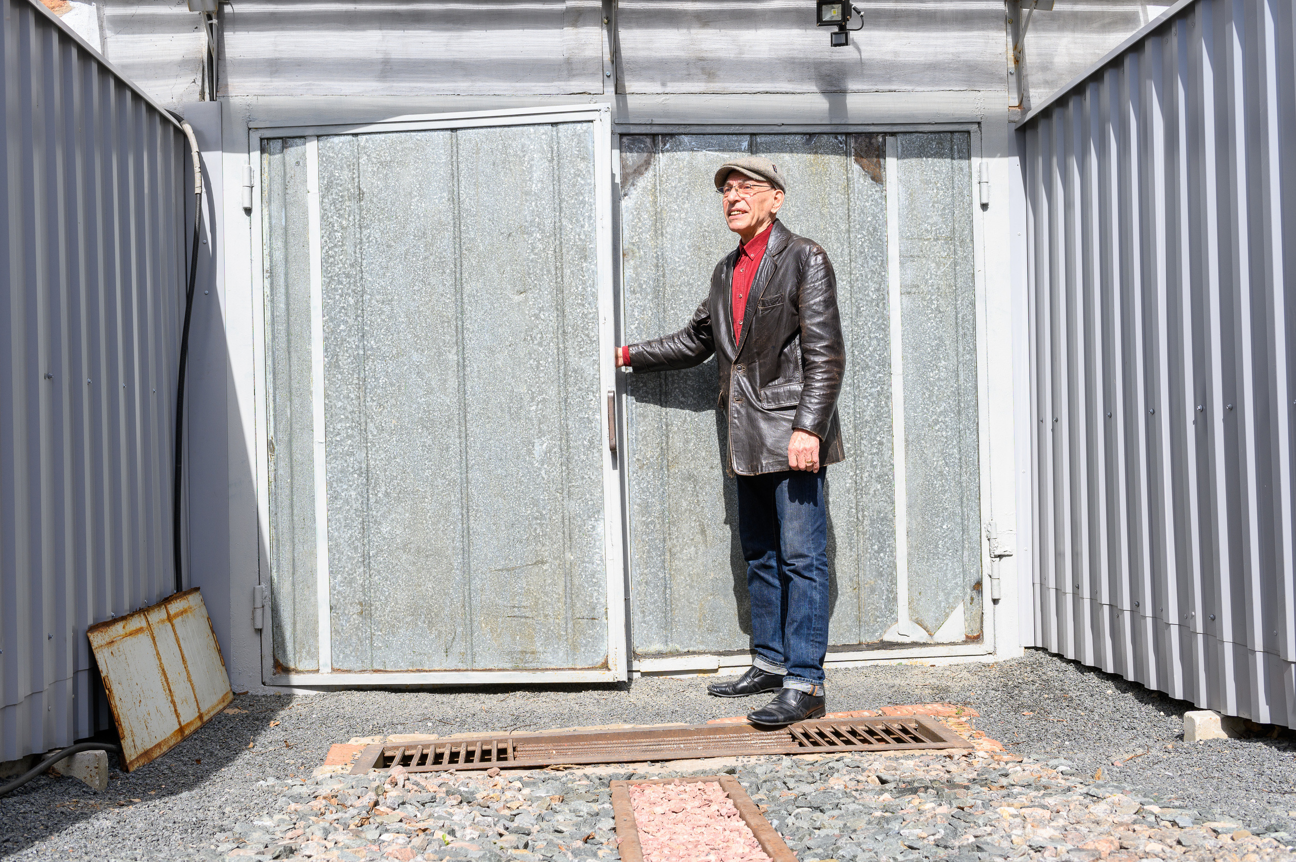 The garage as the secret of self-realization. Irek Shamanaev. Visual artist