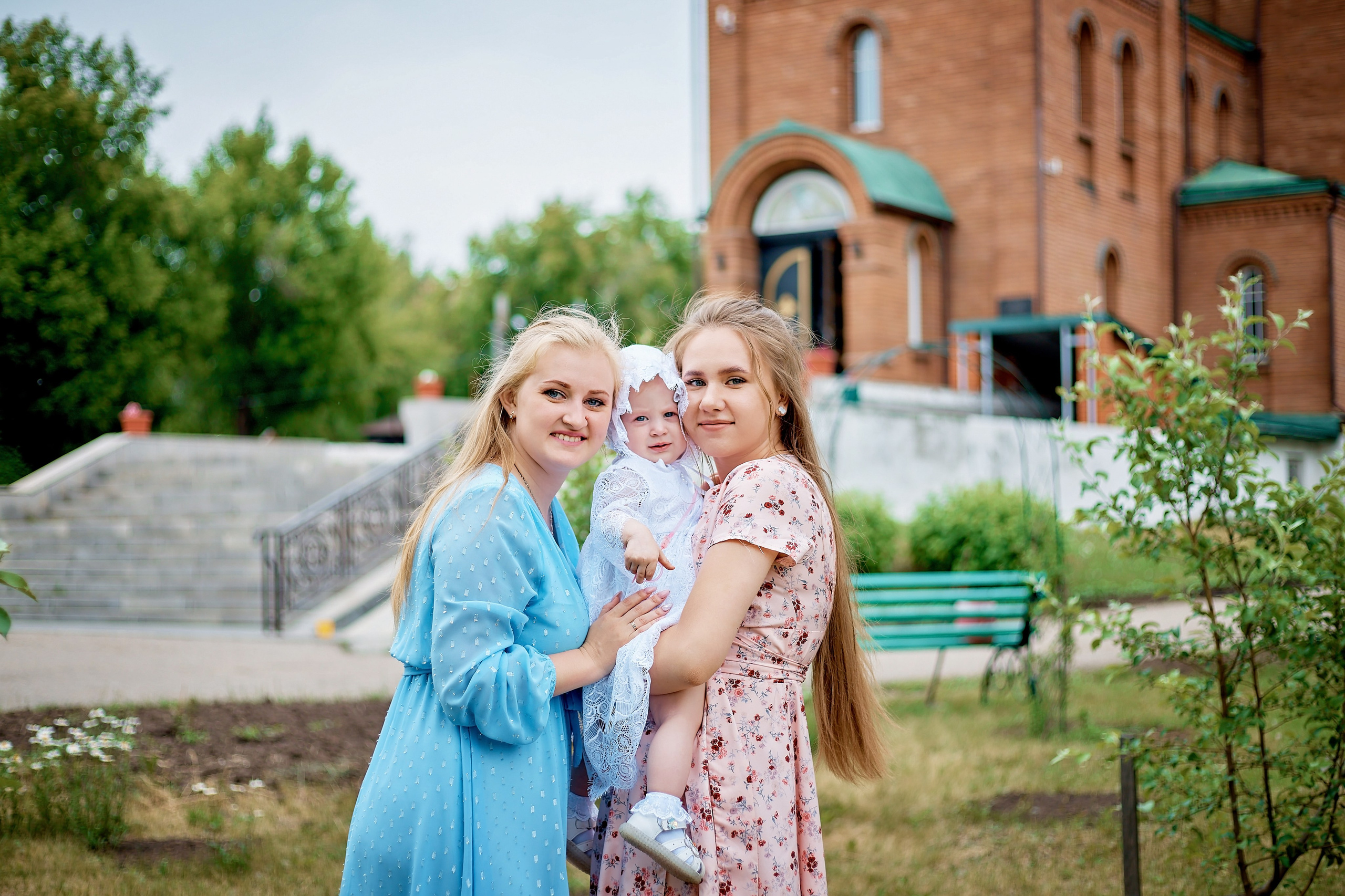Таинство Крещения храм Георгия Победоносца г. Новоалтайск. Фотограф на Крещение и Венчание в Барнауле